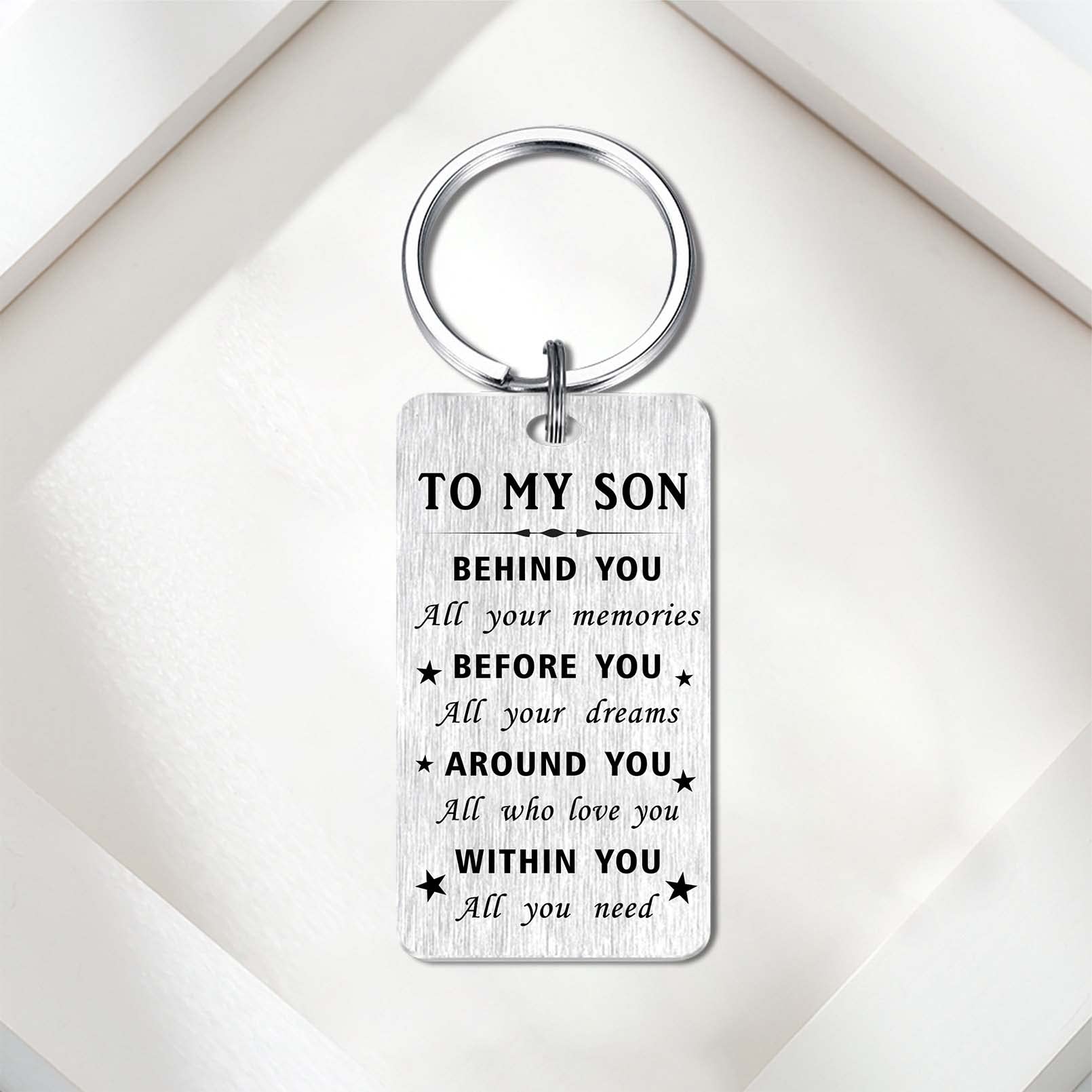 2025 Graduation Gifts - Personalized Class of 2025 Keychain with Inspirational Message - Perfect Graduation Present for High School & College Grads - Great for Commencement, Yearbooks & Memory Keepsakes