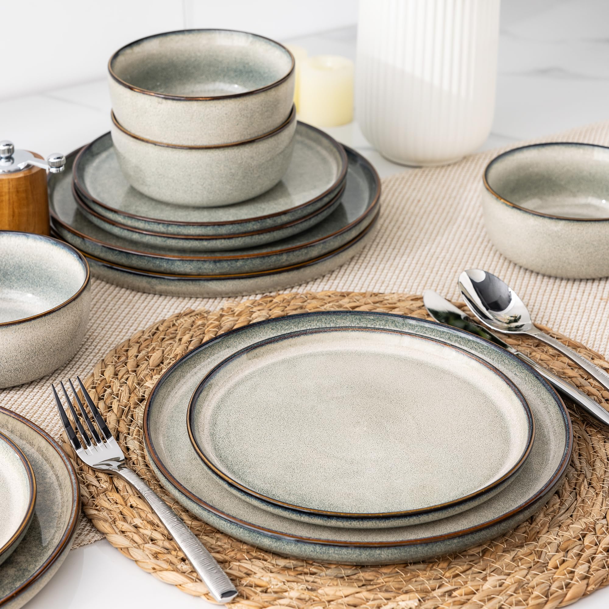 GBHOME 24-Piece Ceramic Dinnerware Set for 8, Stoneware Plates & Bowls Set - Scratch Resistant, Dishwasher & Microwave Safe, Reactive Glaze Green Wheat - Perfect for Family Dinners, Restaurants & Entertaining Guests