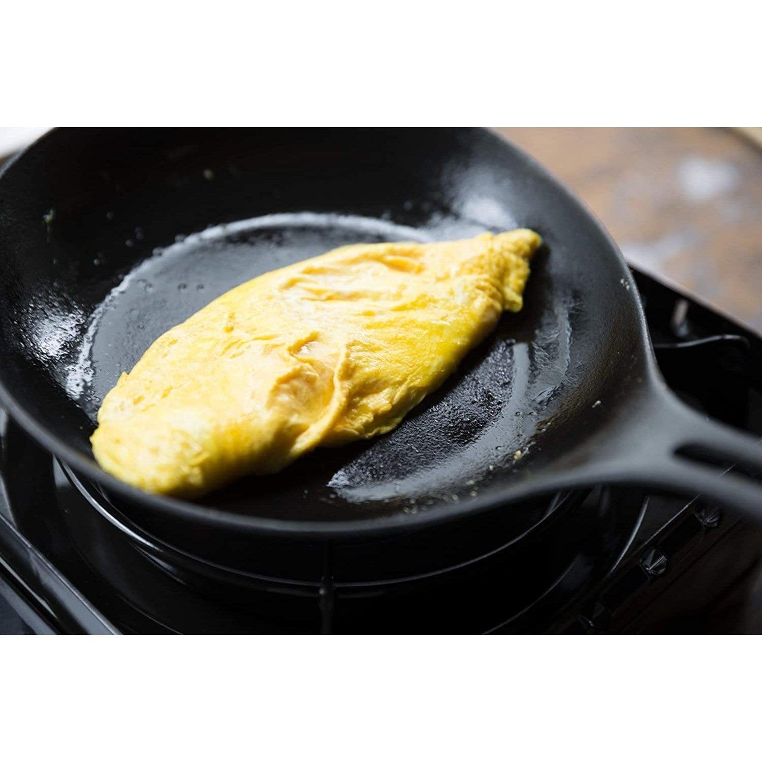 Iwachu Nambu Cast Iron Omelette Frying Pan 24cm - Premium Japanese Cookware for Perfect Omelets, Pancakes & Skillet Meals - Ideal for Home Kitchen & Professional Use