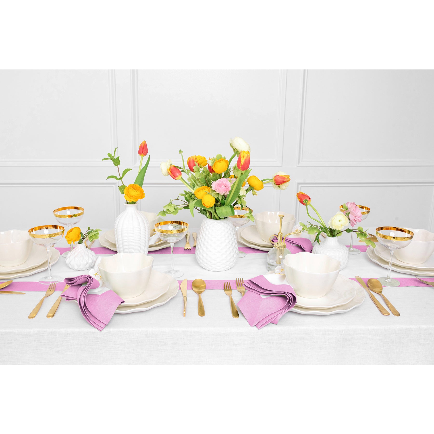 Elegant Contempo Table Runner - Premium Dining Decor for Weddings, Holidays & Everyday Use