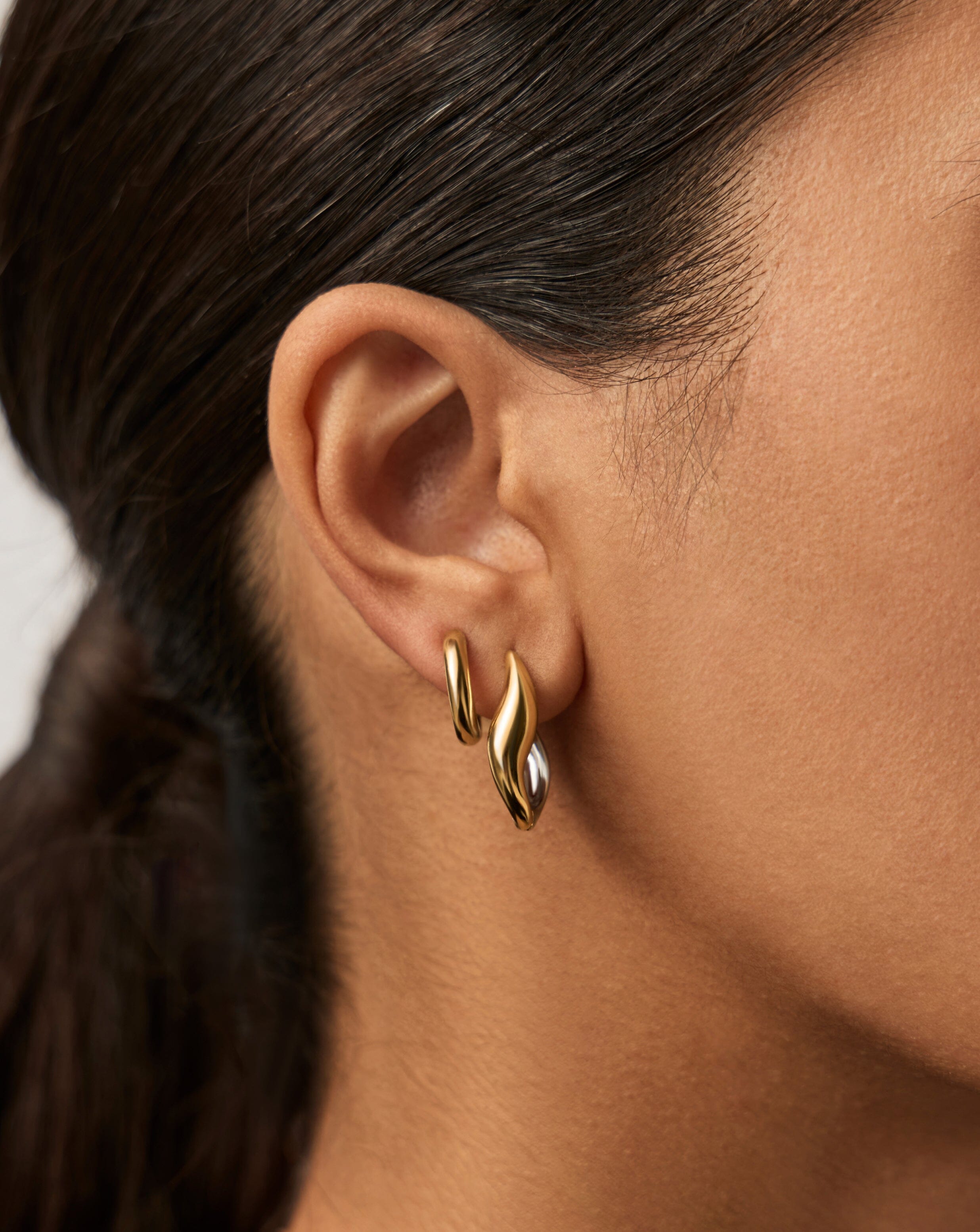 Savi Signature Hoop Earrings Set - 14K Gold Plated Mixed Metal Dangle Hoops for Women | Perfect for Everyday Wear, Parties & Special Occasions