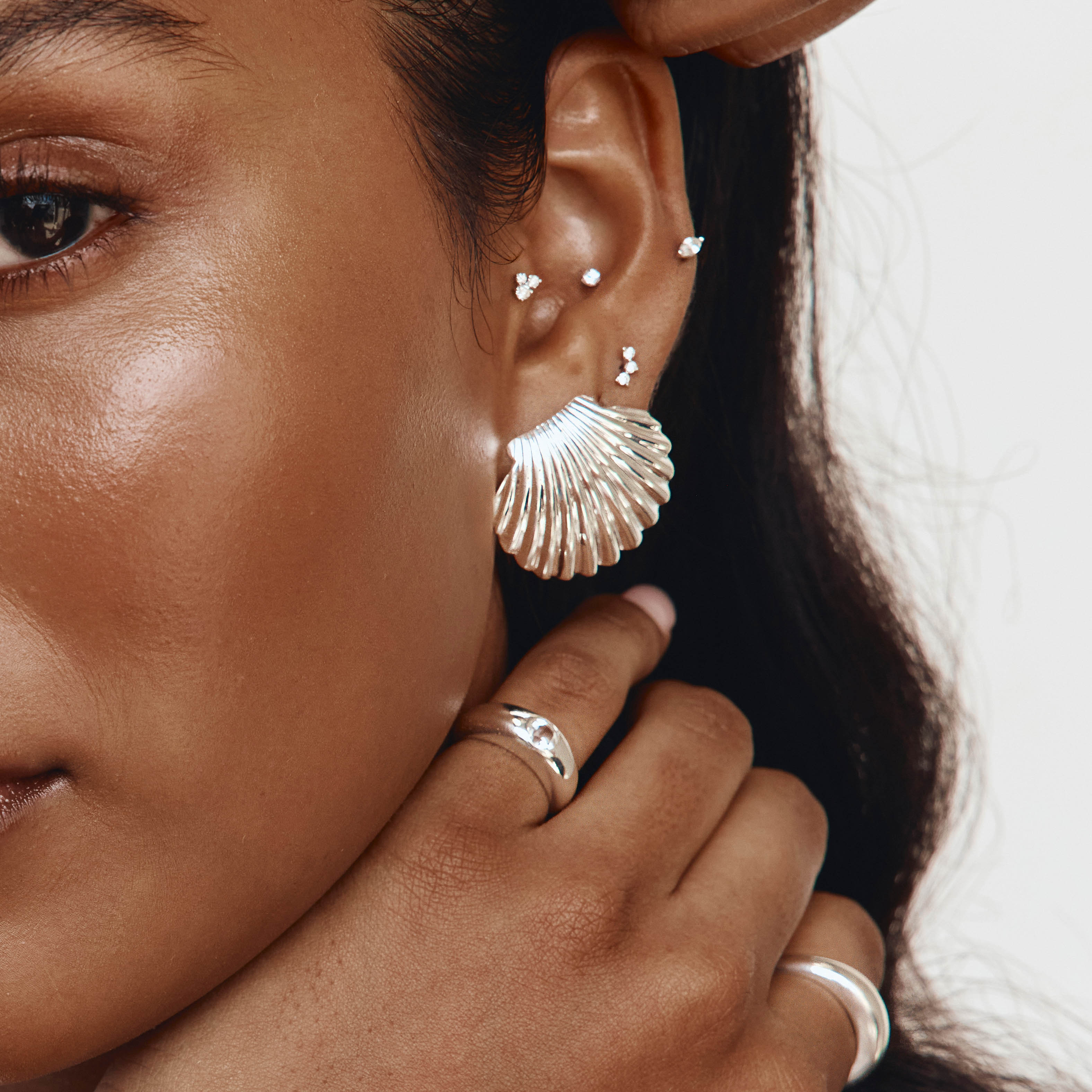 Silver Shell Stud Earrings for Women - Dainty Beach Jewelry for Everyday Wear & Summer Outfits