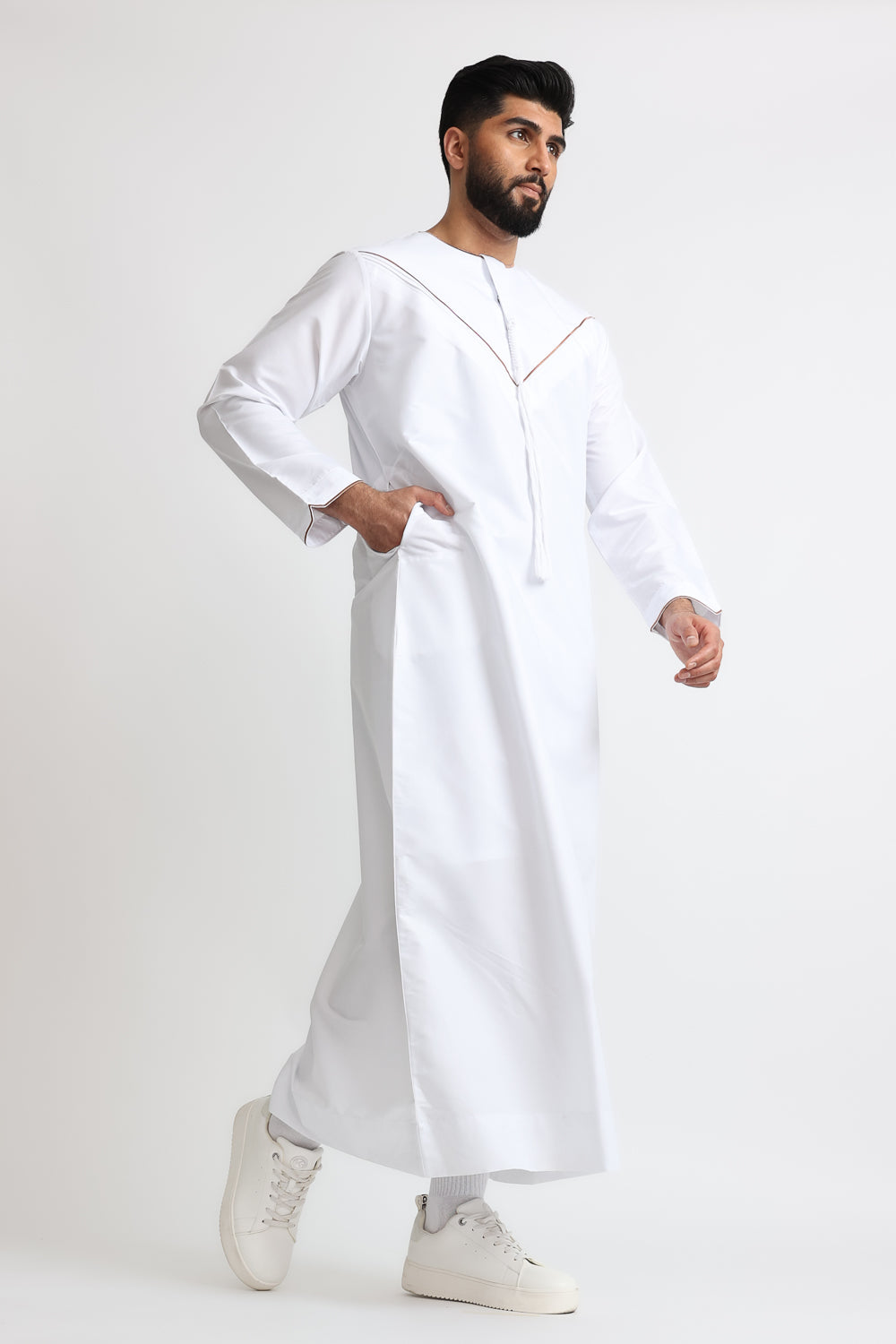 J101 White/Bronze Pleated Emirati Thobe - Traditional Arabic Robe for Men - Perfect for Eid, Weddings & Special Occasions