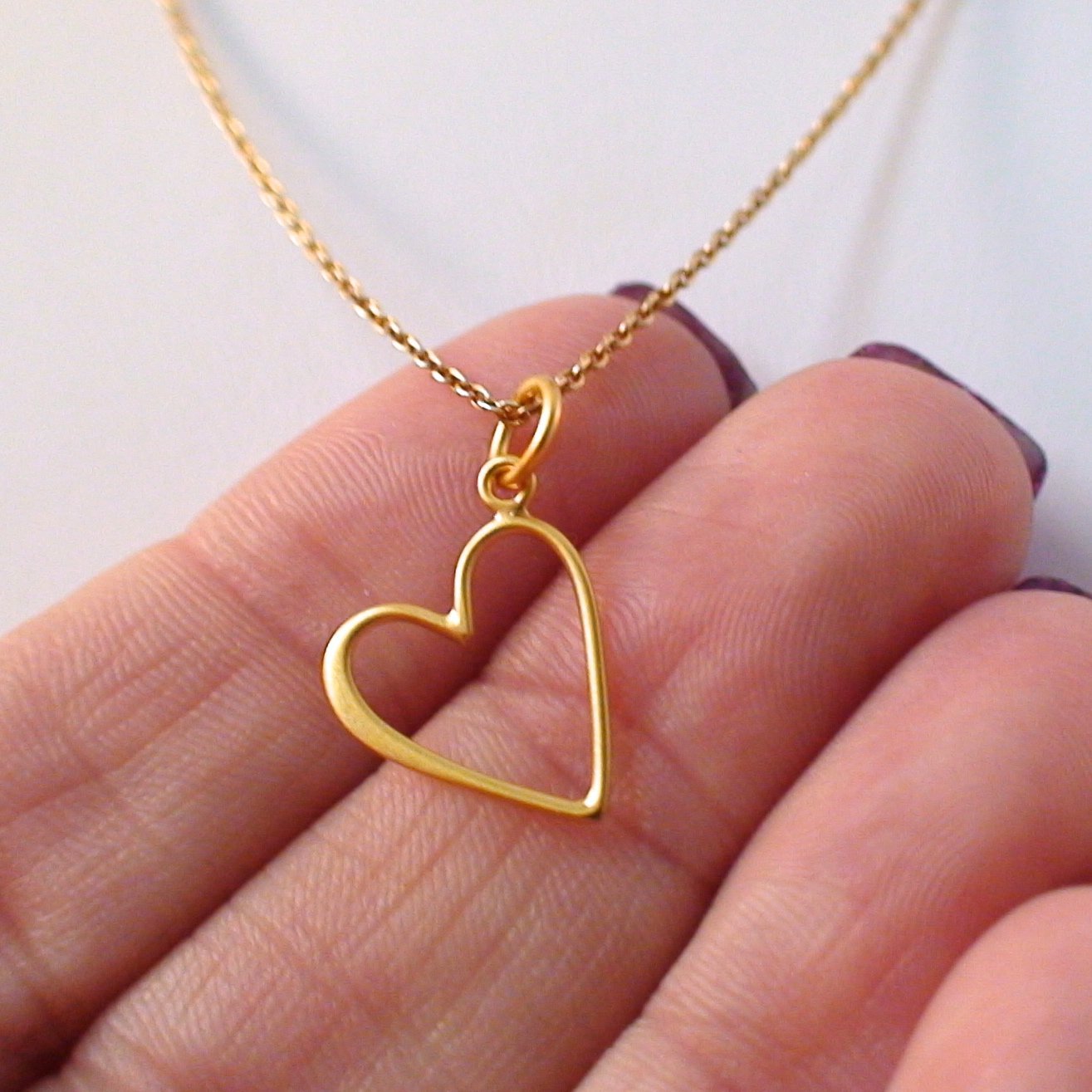 FashionJunkie4Life Sterling Silver Love Heart Pendant Necklace for Women - 18