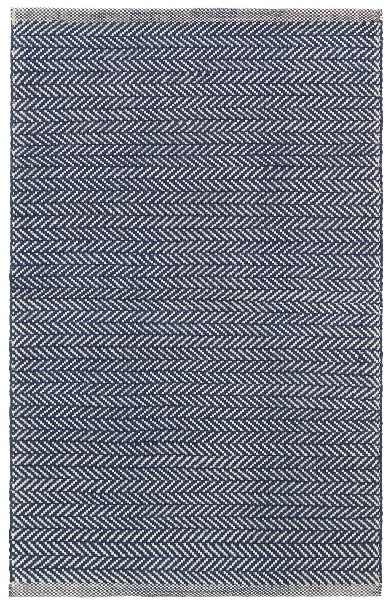 Handwoven Herringbone Indoor Outdoor Rug - Navy Ivory Bohemian Style Area Carpet for Living Room, Bedroom, Patio & Deck Decor