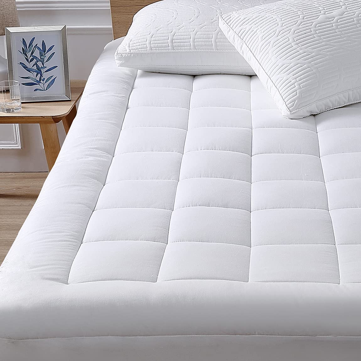 Cooling Twin Mattress Pad Cover - Stretches to 18