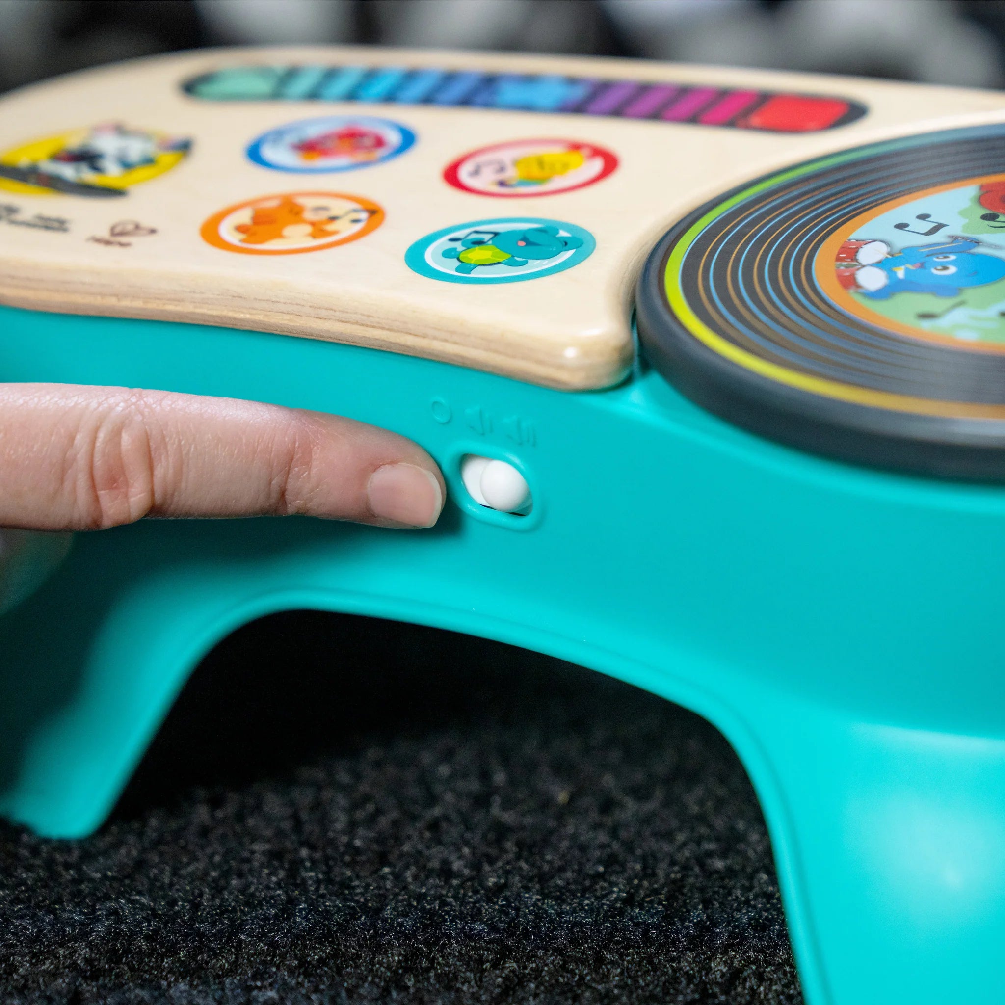 DJ Discovery Pro - Professional DJ Controller with Mixing & Effects for Live Performances & Home Studios - Perfect for Clubs, Parties & Music Production