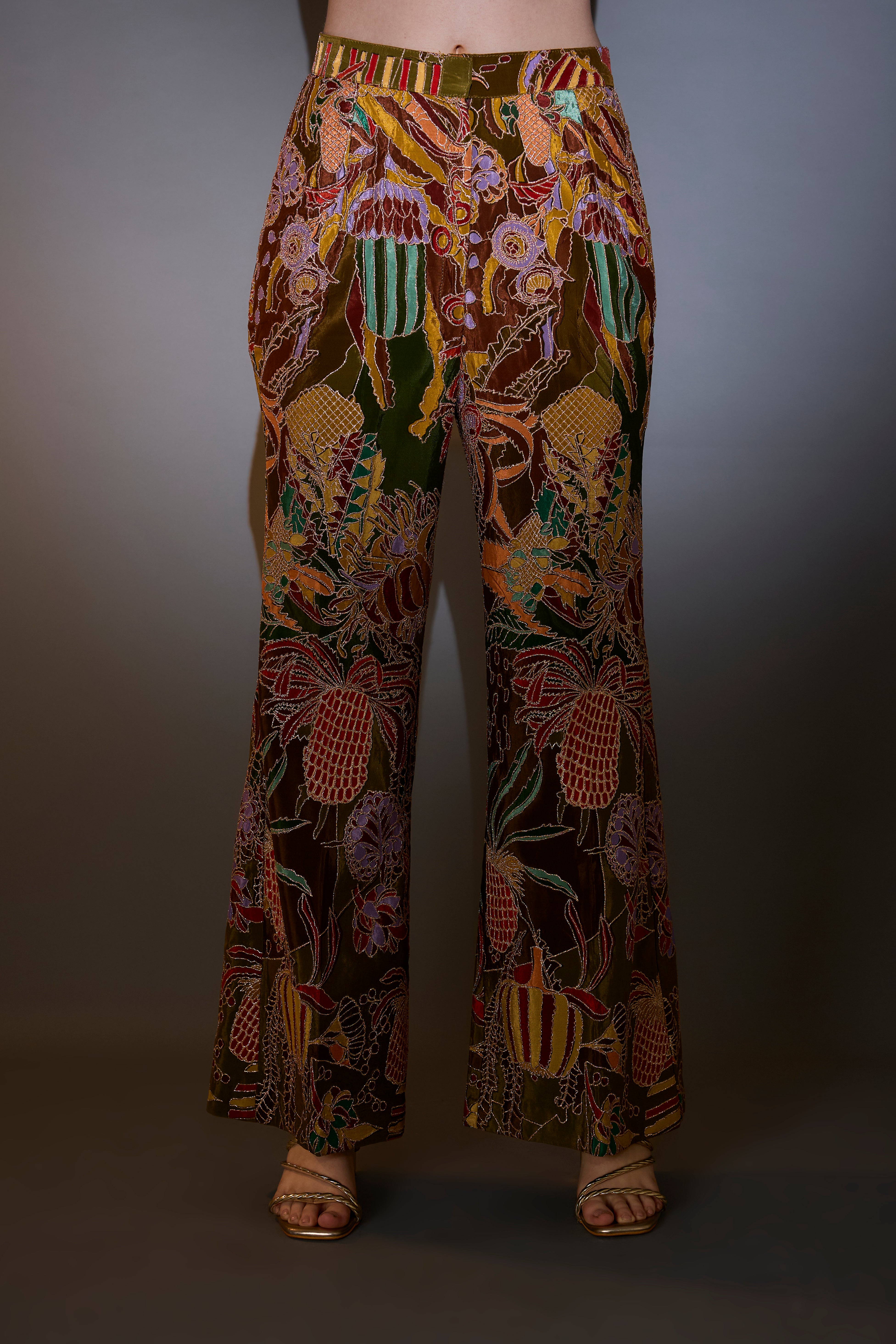 Stylish Mehndi Green Blazer Set with Abstract Embroidery & Intricate Aari Work - Perfect for Weddings, Parties & Festive Occasions