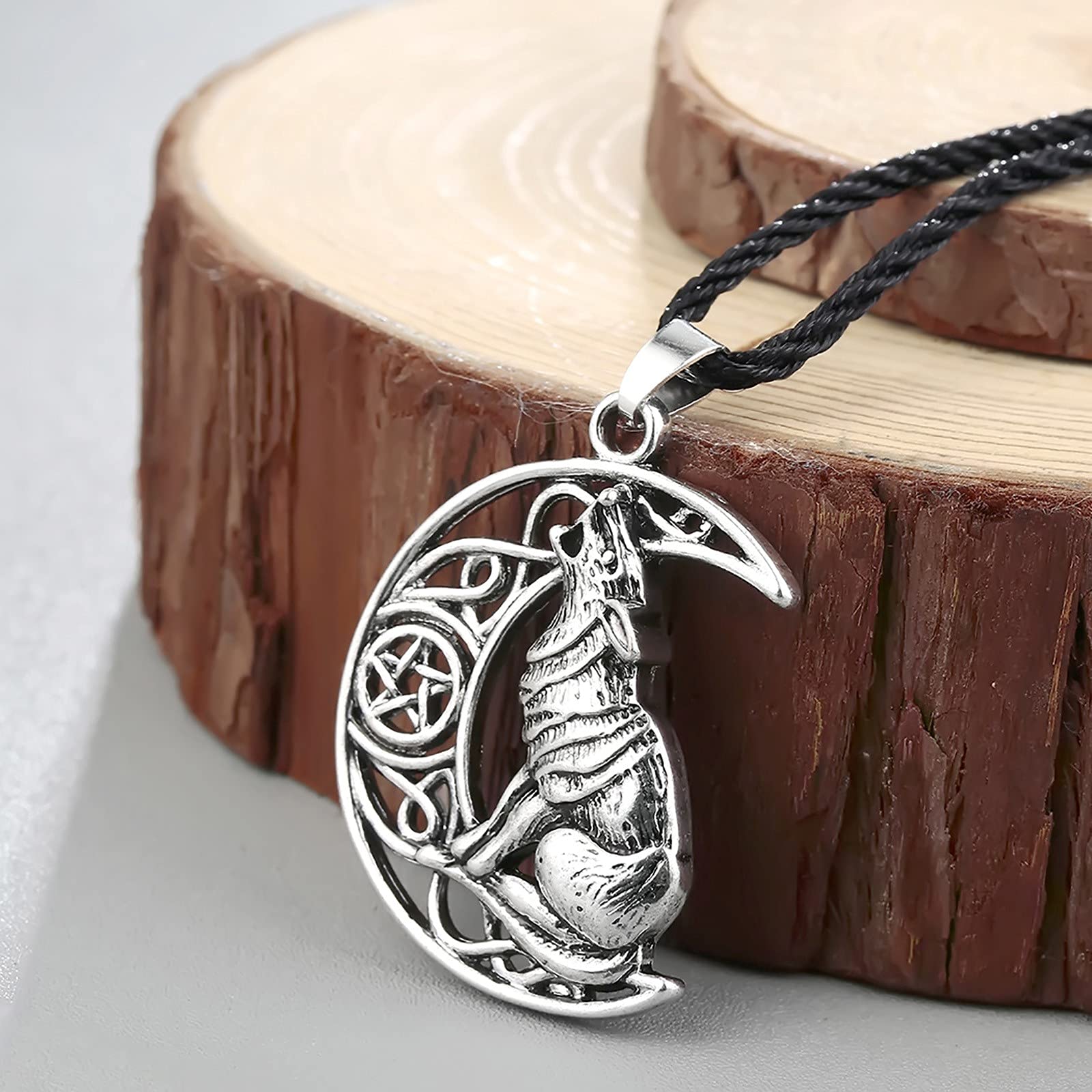 Elegant Women's Moon & Wolf Pendant Necklace - Adjustable Choker for Women & Men - Perfect for Casual Wear, Parties & Gifts (One Size)
