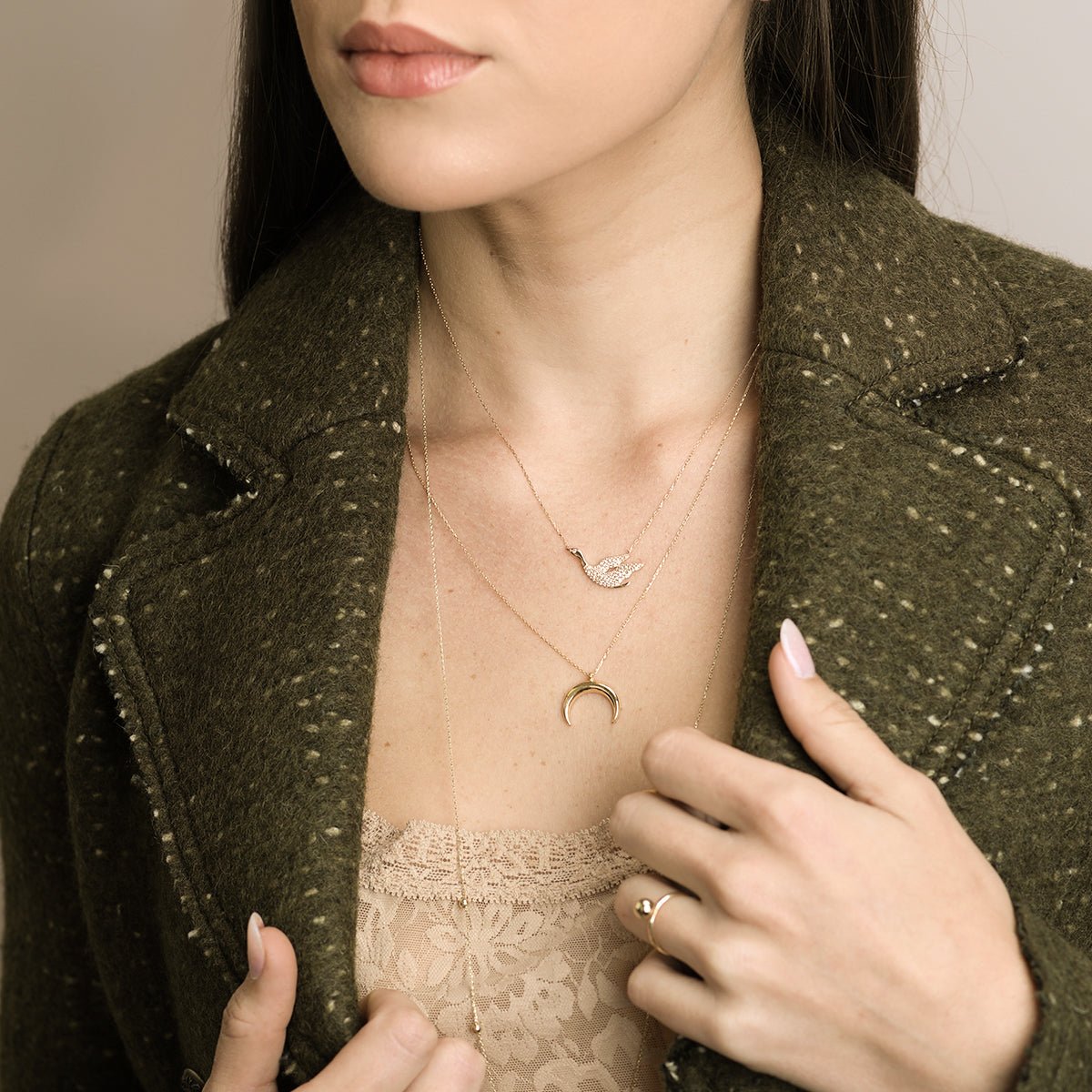 14k Yellow Gold Sapphire Pave Swan Necklace - Elegant Jewelry Gift for Women, Perfect for Anniversaries, Birthdays & Special Occasions