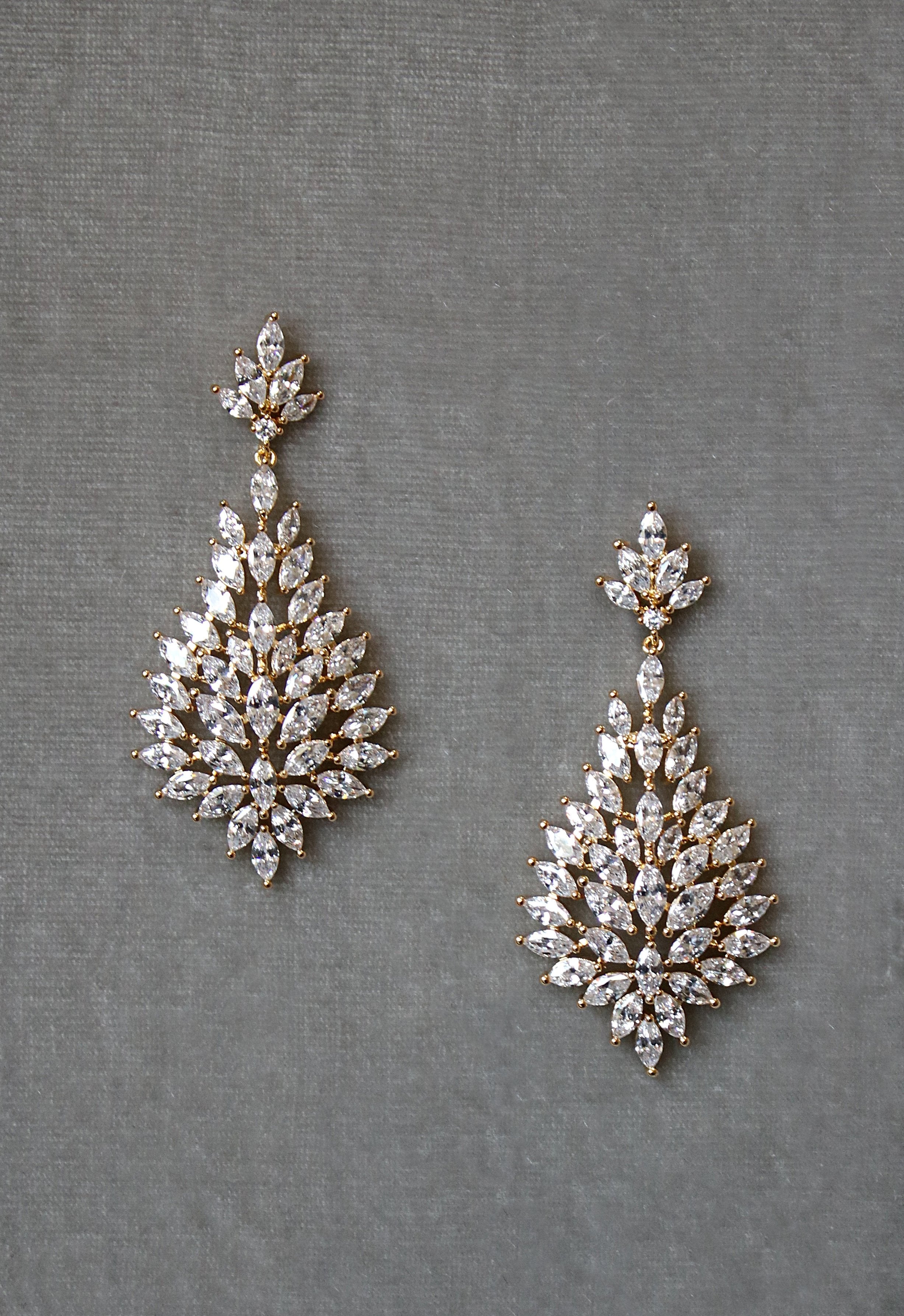 CAROLINE Simulated Diamond Bridal Earrings for Women - Elegant Cubic Zirconia Wedding Jewelry - Perfect for Bridal Party, Anniversary & Special Occasions