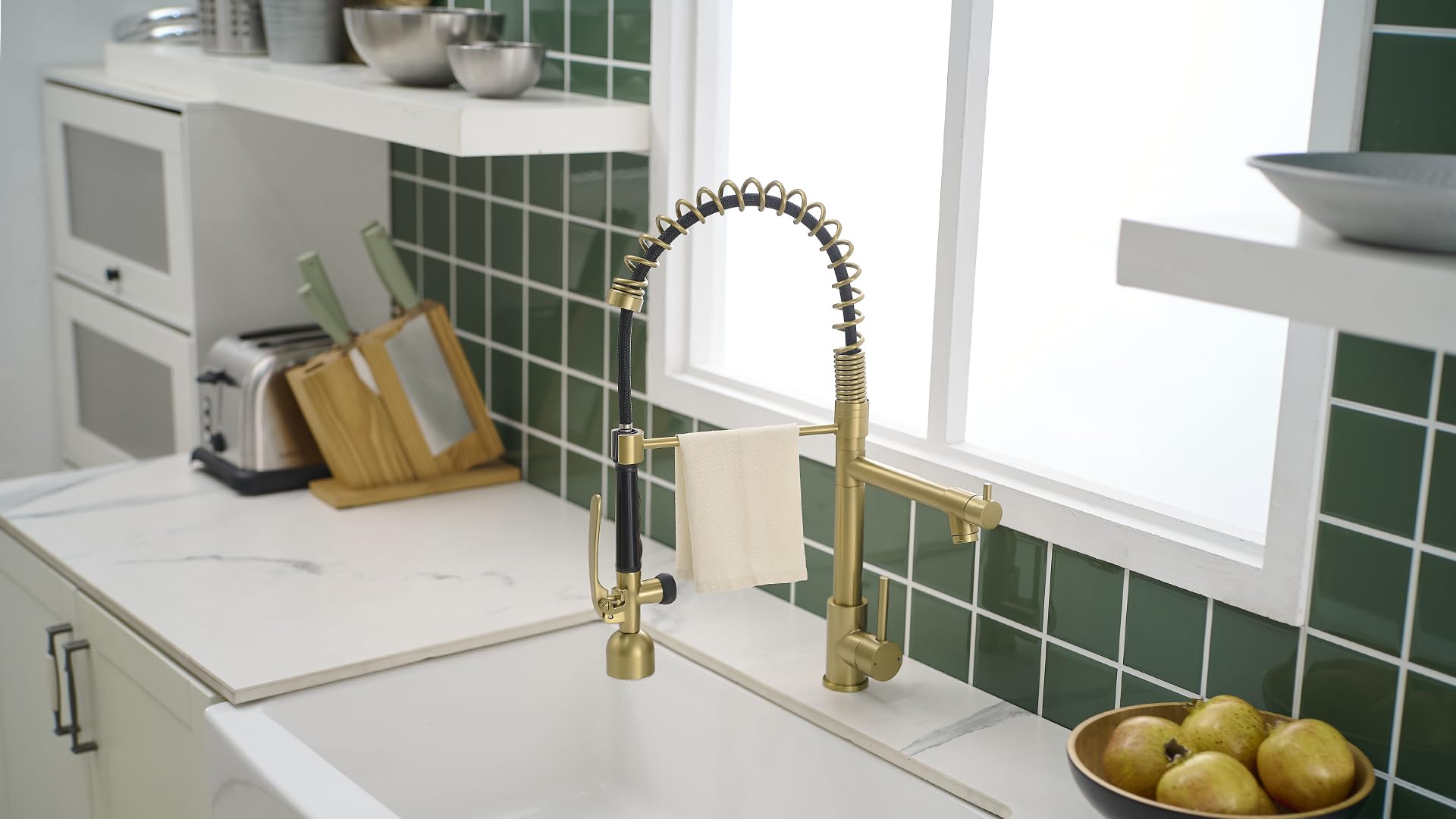 Fapully Single Handle High Arc Brushed Gold Pull Down Kitchen Faucet with LED, Modern Kitchen Sink Faucet with Pull Down Sprayer for Home and Commercial Use