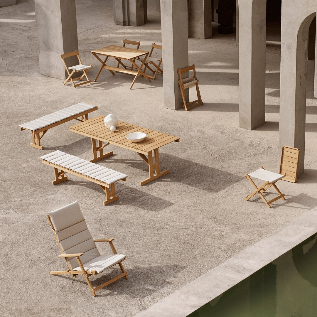 Premium Outdoor Deck Chair BM5568 - Durable Patio Lounge Chair for Backyard, Poolside & Beach Relaxation - Weather-Resistant & Comfortable