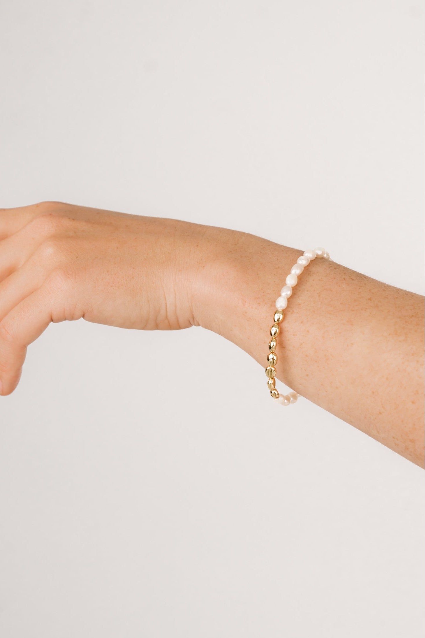 Elegant Freshwater Pearl & Polished Pebble Bracelet for Women – Perfect for Weddings, Parties & Everyday Wear