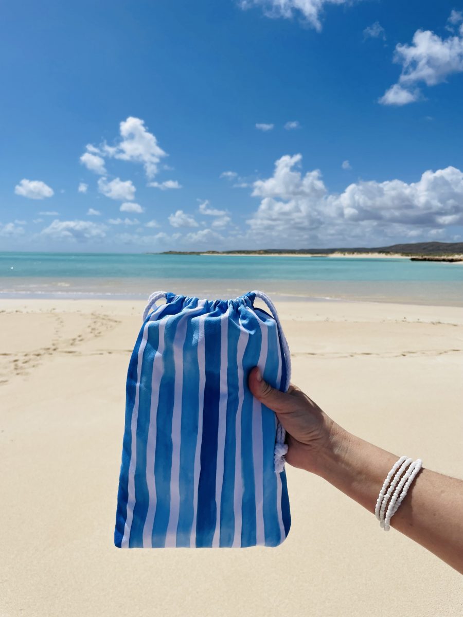 Premium Ocean Blue Large Beach Towel Set with Pouch - Extra Soft, Quick-Dry, Sand-Resistant - Perfect for Pool, Beach, Vacation & Outdoor Activities