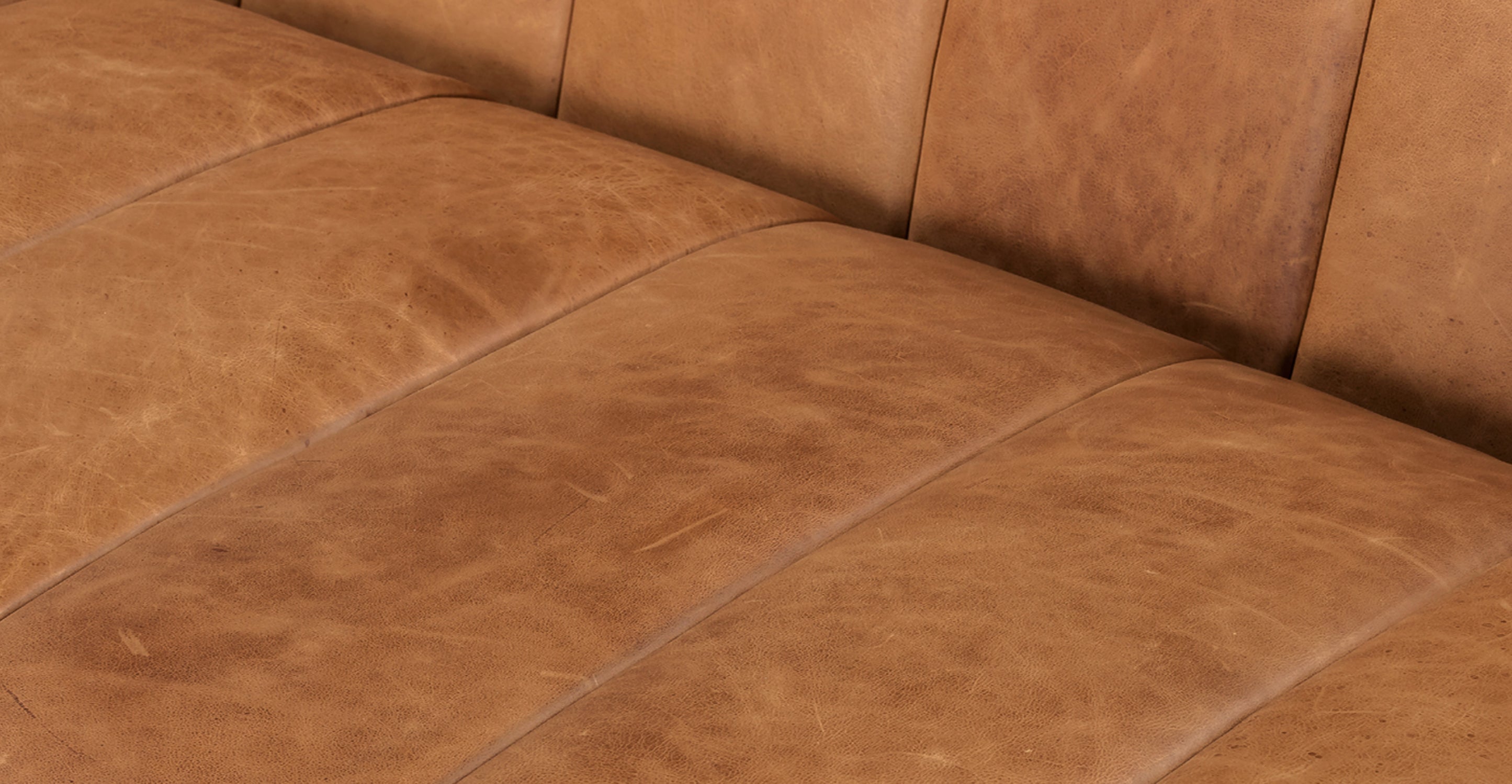 Canale 86 Sofa - Modern Comfortable Living Room Couch for Small Spaces, Apartments & Cozy Home Decor