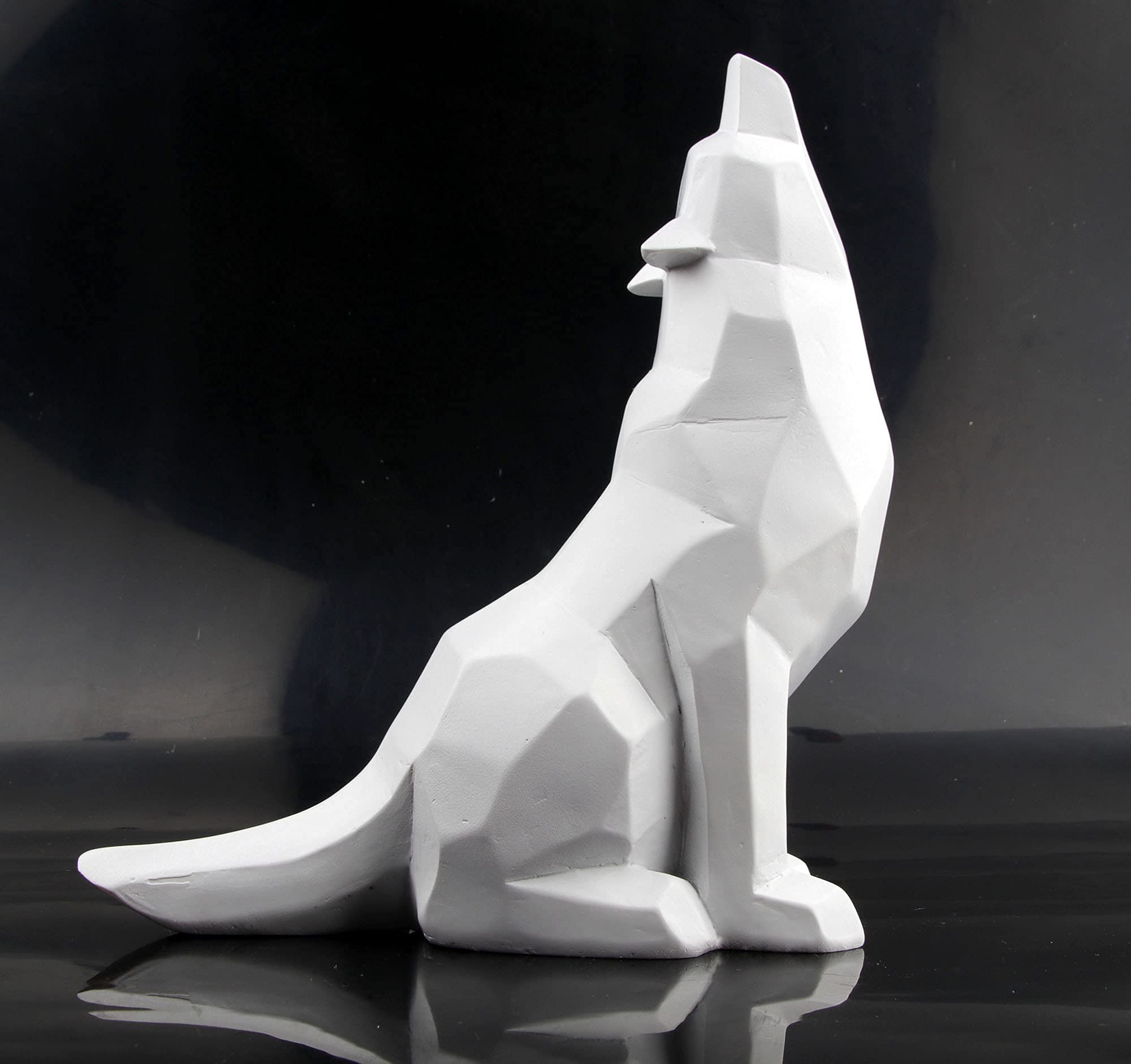 Howling Wolf Statue - White Wolf Figurine for Home Decor, Office Desk, Cabin & Wilderness Themed Decorations