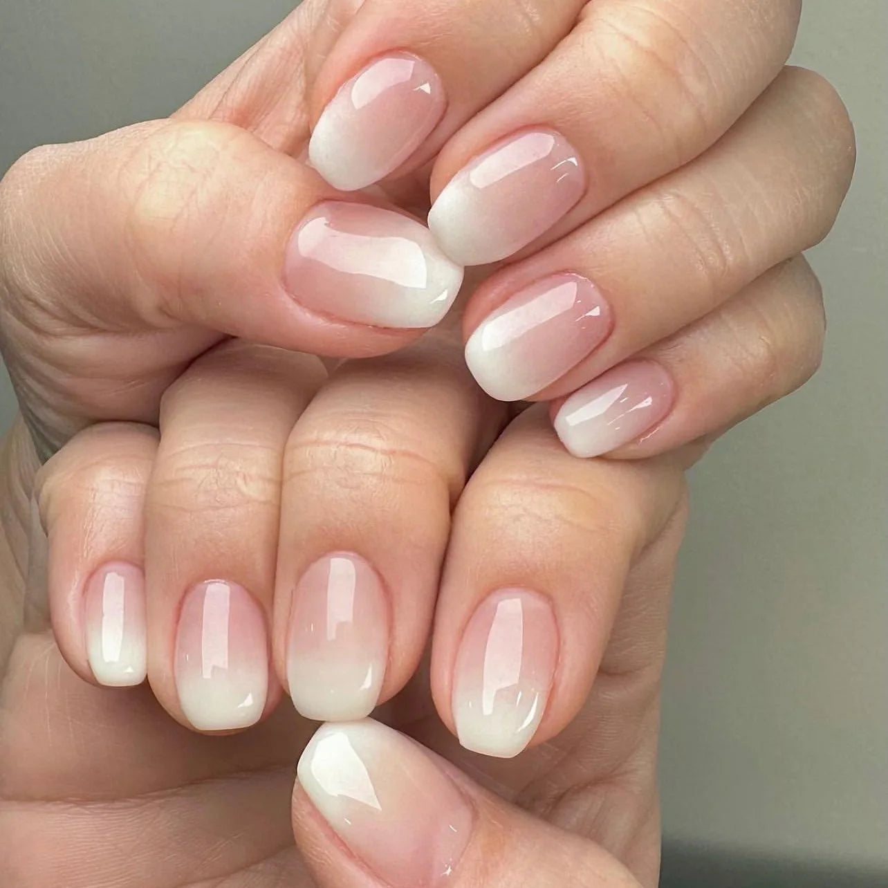 24Pcs Short Fake Nails - Nude Pink Gradient Press on Nails Set, Square Head Simple Manicure Tips, Full Cover Artificial Nails for Women | Easy DIY at Home, Perfect for Parties, Weddings & Daily Wear
