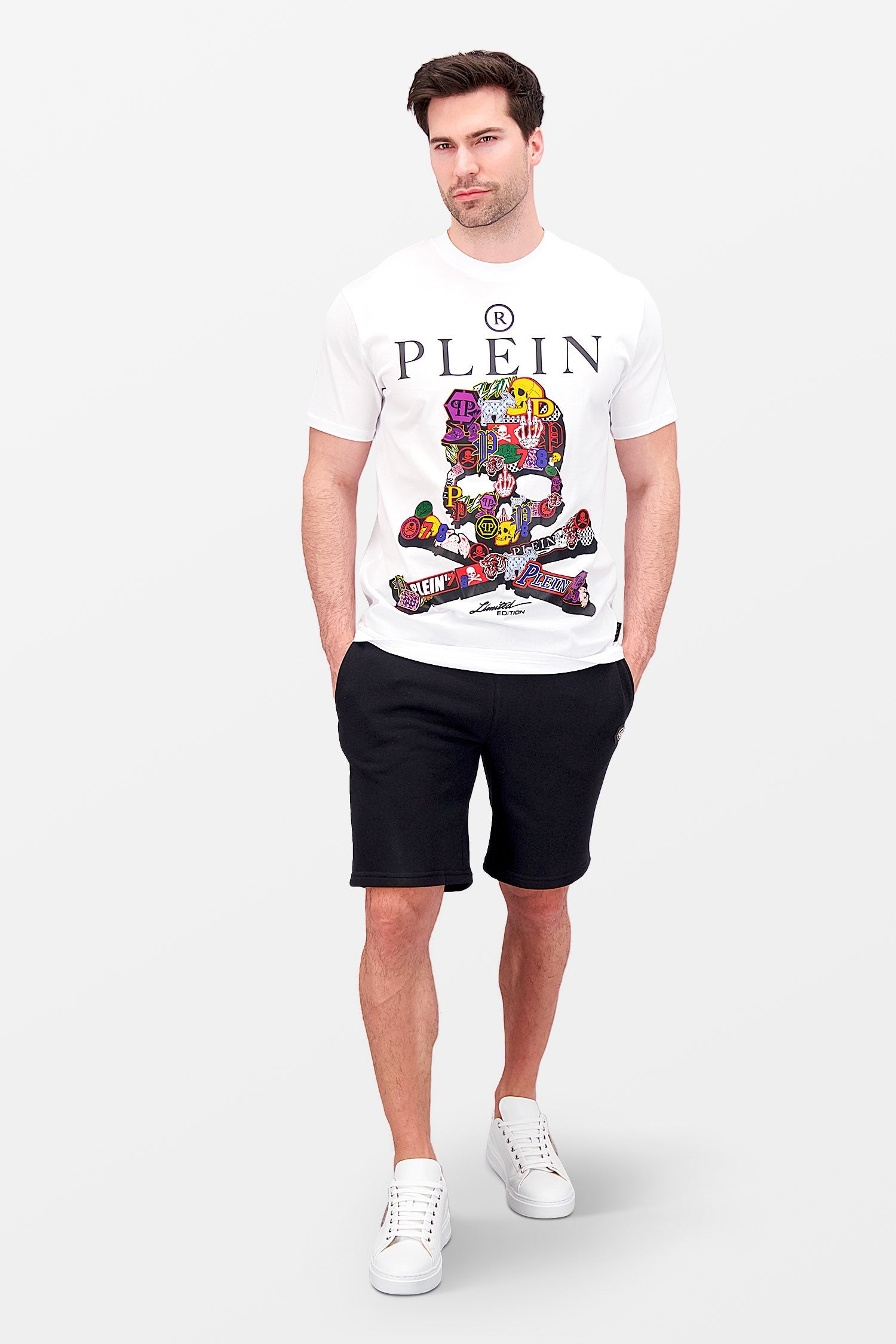 Philipp Plein White Round Neck Skull Graphic T-Shirt for Men - Stylish Casual Streetwear Tee for Everyday Wear and Night Out