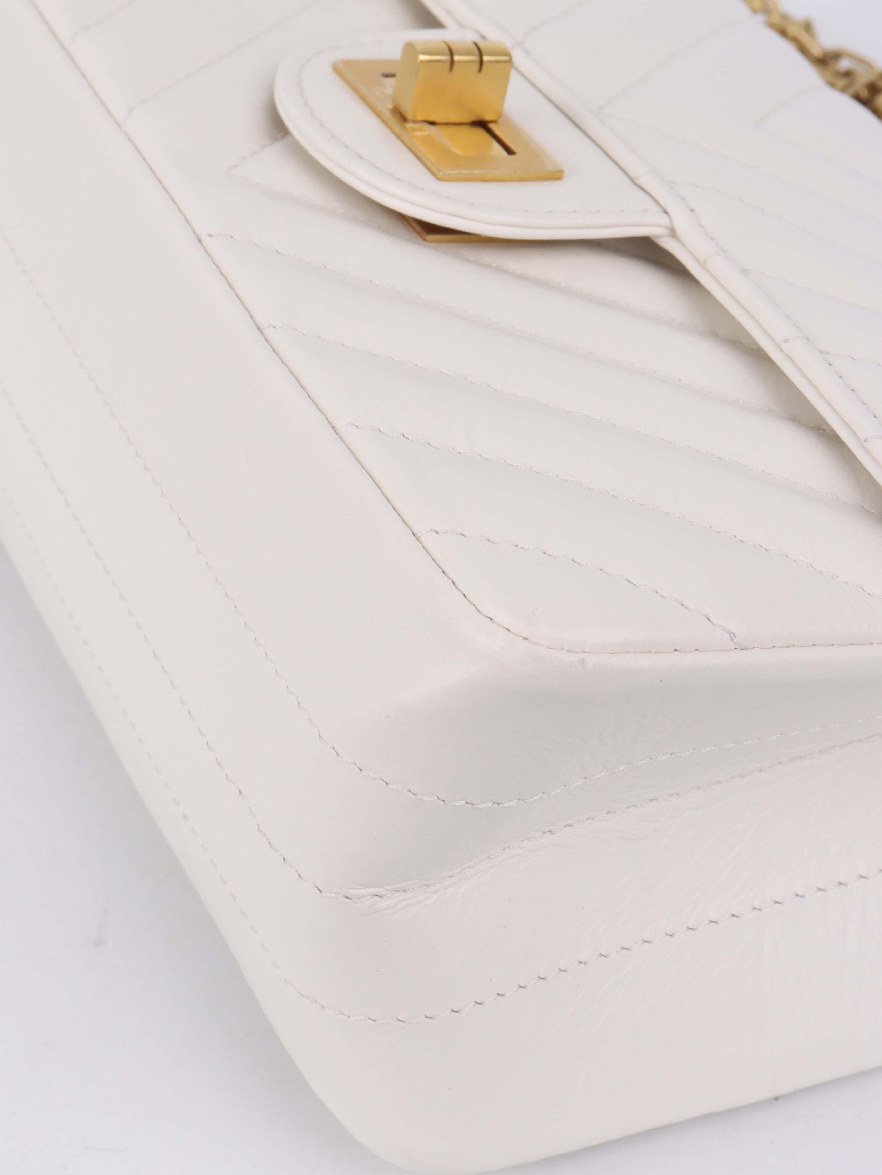 Chanel Small White Chevron 2.55 Classic Flap Bag - Luxury Designer Handbag for Women, Perfect for Everyday Use & Special Occasions