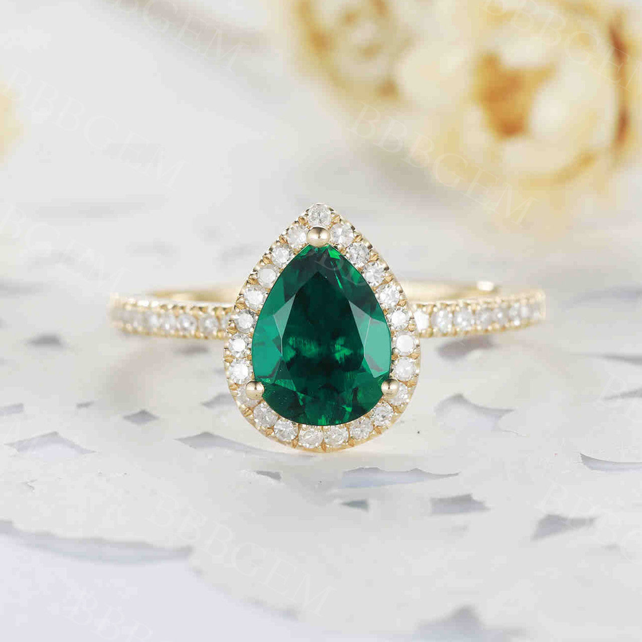 Emerald Diamond Engagement Ring 14K/18K Gold Pear Shape Halo Promise Ring for Women - Thin Stackable Wedding Band, Perfect for Proposals, Anniversaries & Everyday Elegance