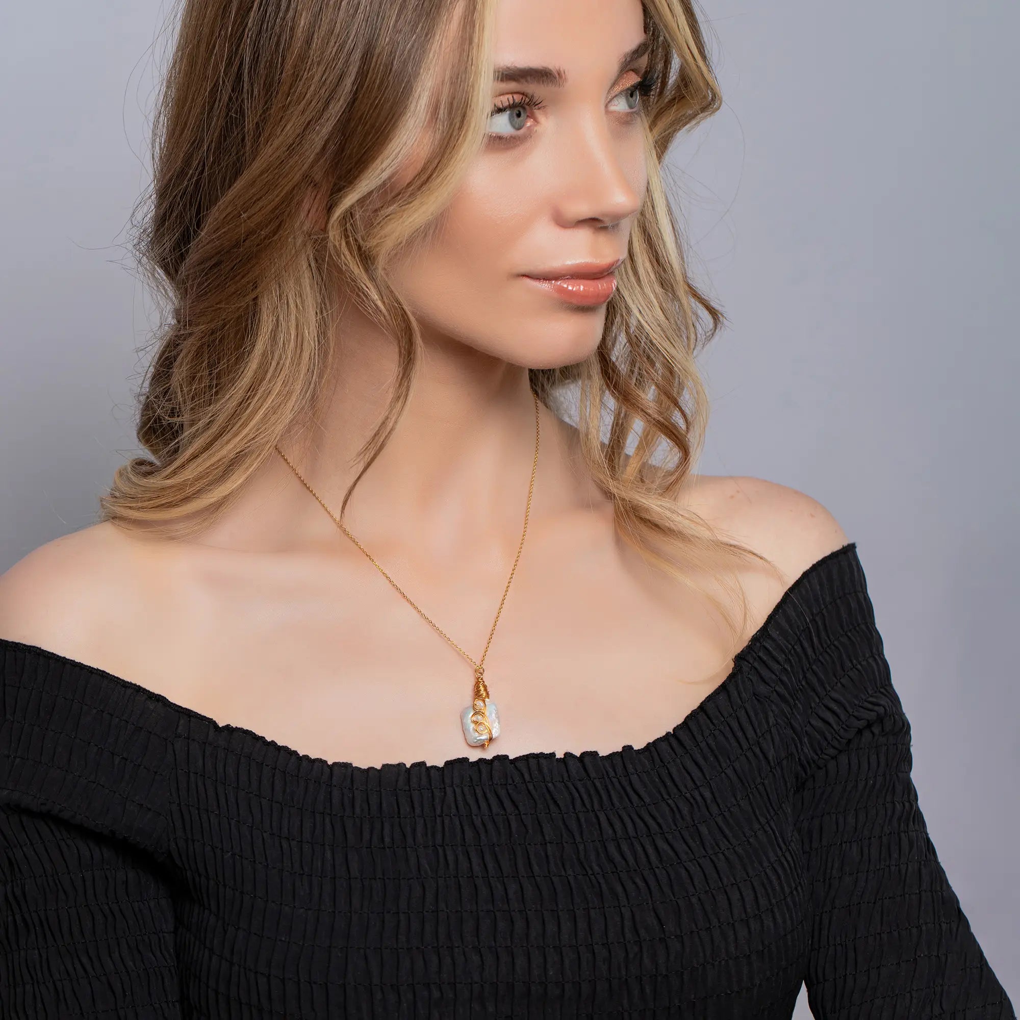 Figaro Chain Pearl Necklace for Women - Elegant 18K Gold Plated Jewelry Gift for Brides, Valentine's Day & Special Occasions | Perfect for Weddings, Anniversaries & Evening Parties