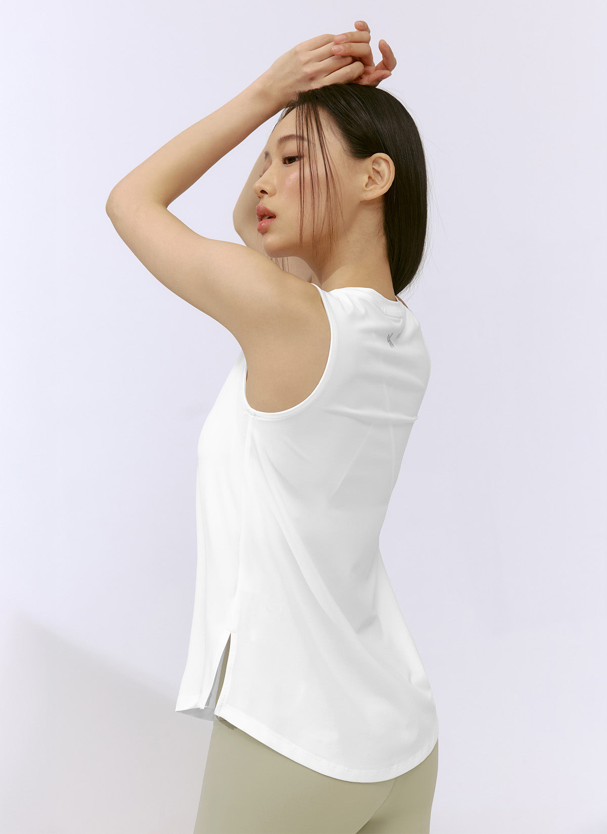 Ice Feather Comfort Sleeveless Top for Women - Lightweight Summer Tank Top - Perfect for Yoga, Beach, and Casual Wear