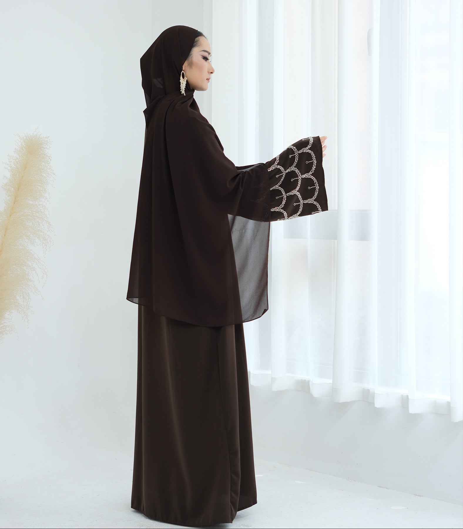 Irssane Nida Open Abaya Kimono - Brown Islamic Prayer Dress for Women | Perfect for Eid, Mosque & Special Occasions