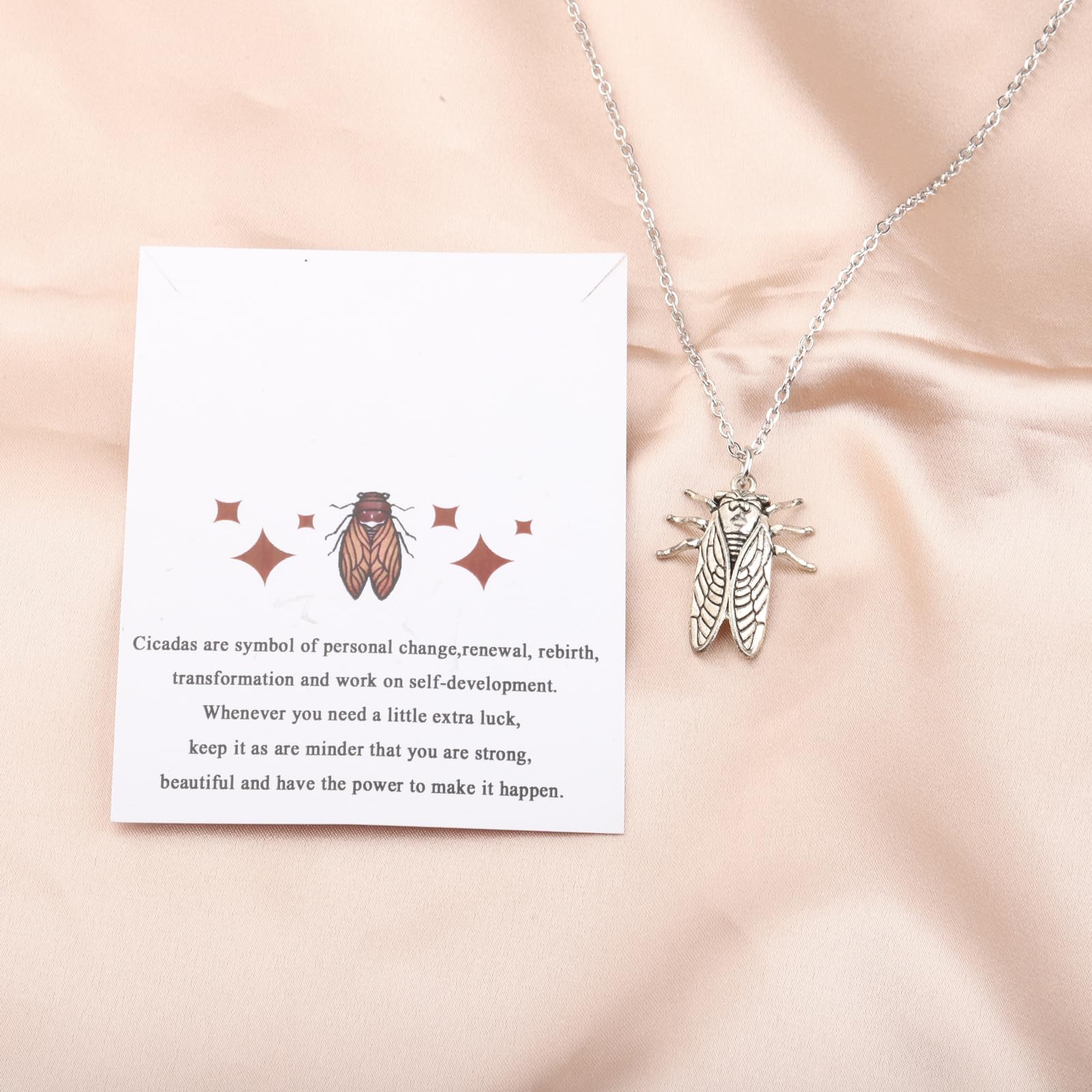 WSNANG Cicada Necklace - Elegant Insect Pendant Jewelry for Women - Unique Gift for Nature Lovers - Perfect for Outdoor Adventures, Boho Fashion & Special Occasions