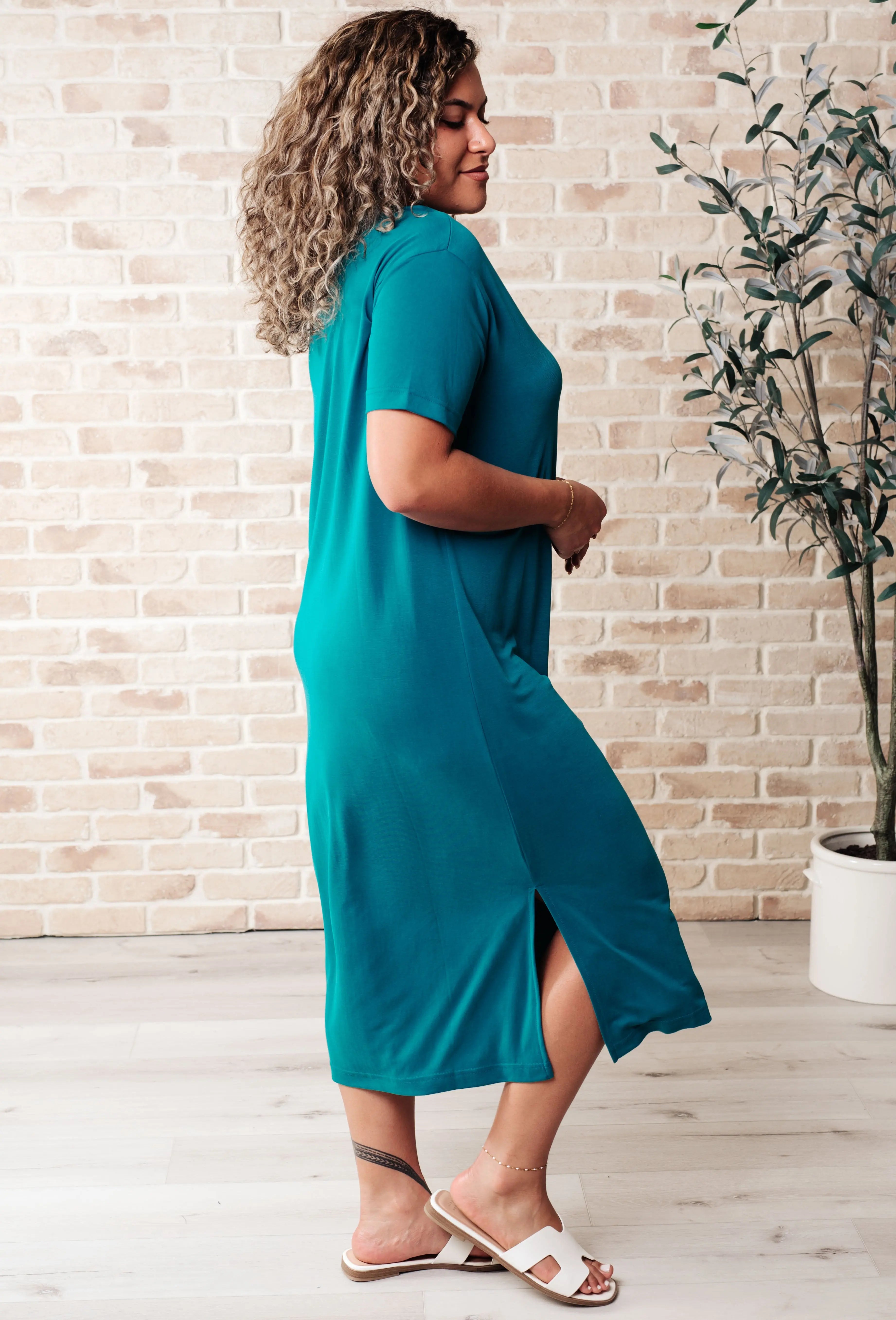 Stylish Drop Shoulder Maxi Dress in Teal - Comfortable Summer Beach Dress for Women, Perfect for Vacations, Parties & Casual Outings