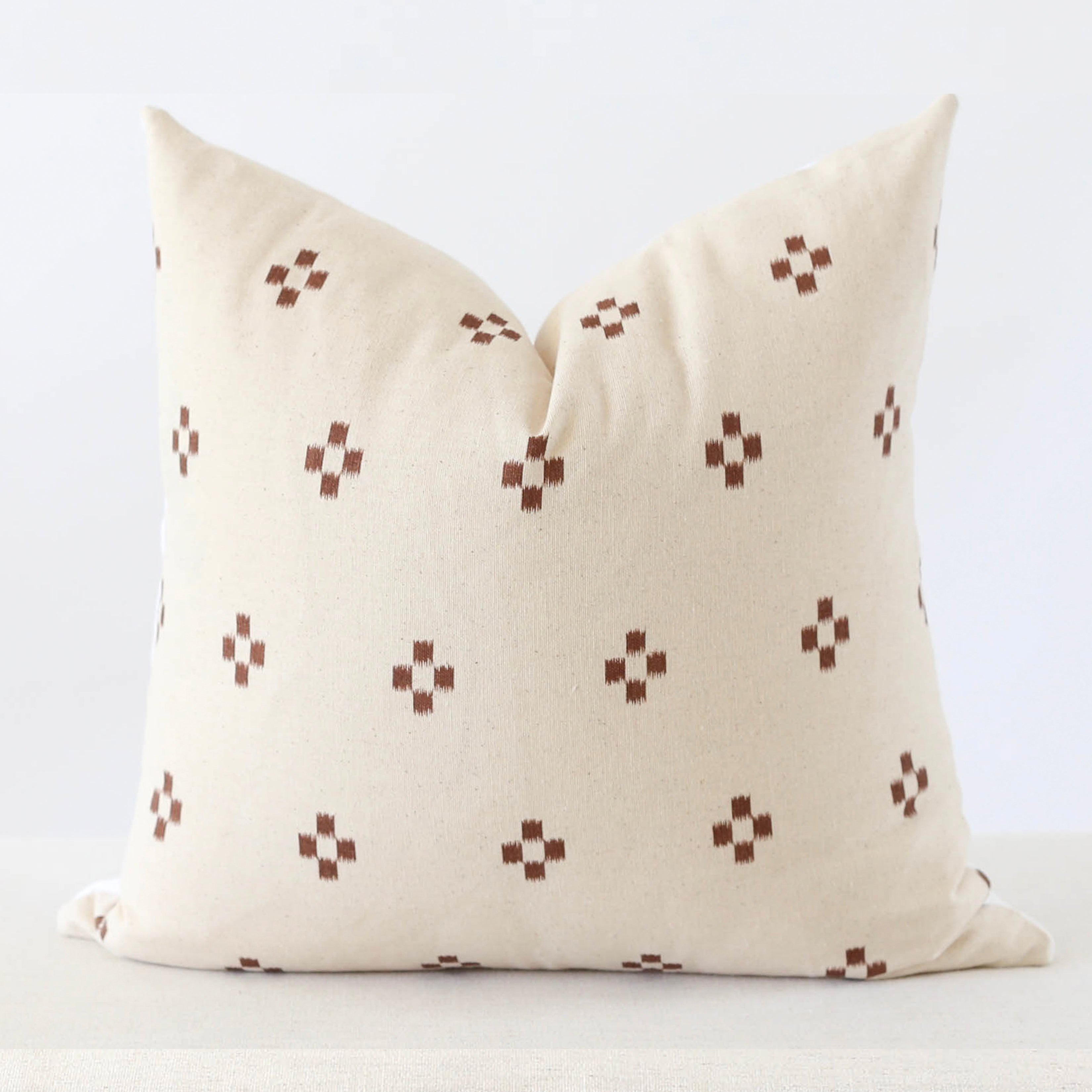 Premium Henley Pillow Cover - Soft Linen Fabric, Zipper Closure, Decorative Throw Pillow Case for Sofa, Bed & Home Decor (18x18 Inches) - Perfect for Living Room, Bedroom & Cozy Spaces