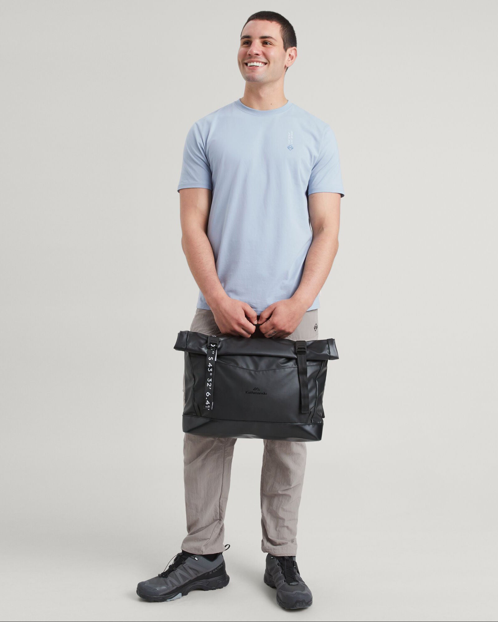 Amphi Roll Top Messenger Bag 15L Waterproof Backpack - Black Stingray Design for Men & Women - Perfect for Commuting, Travel & Outdoor Adventures