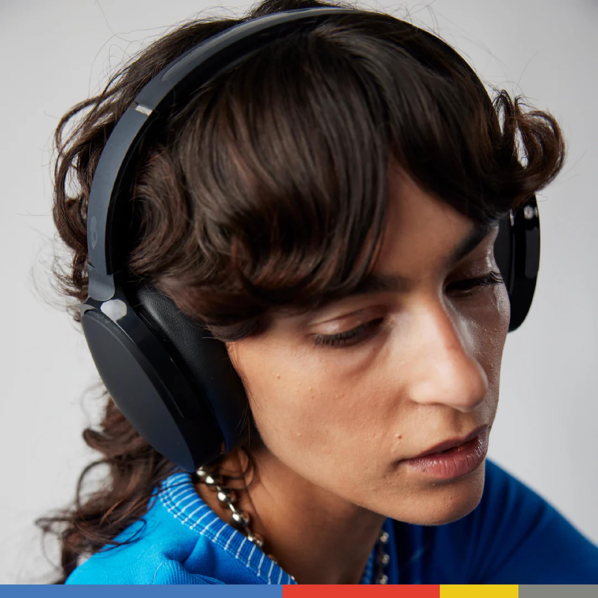 Skullcandy Hesh ANC Wireless Over-Ear Headphones with Active Noise Cancelling, 22-Hour Battery Life, Built-in Mic - Compatible with iPhone, Android & Bluetooth Devices (True Black) - Perfect for Travel, Work & Music Lovers