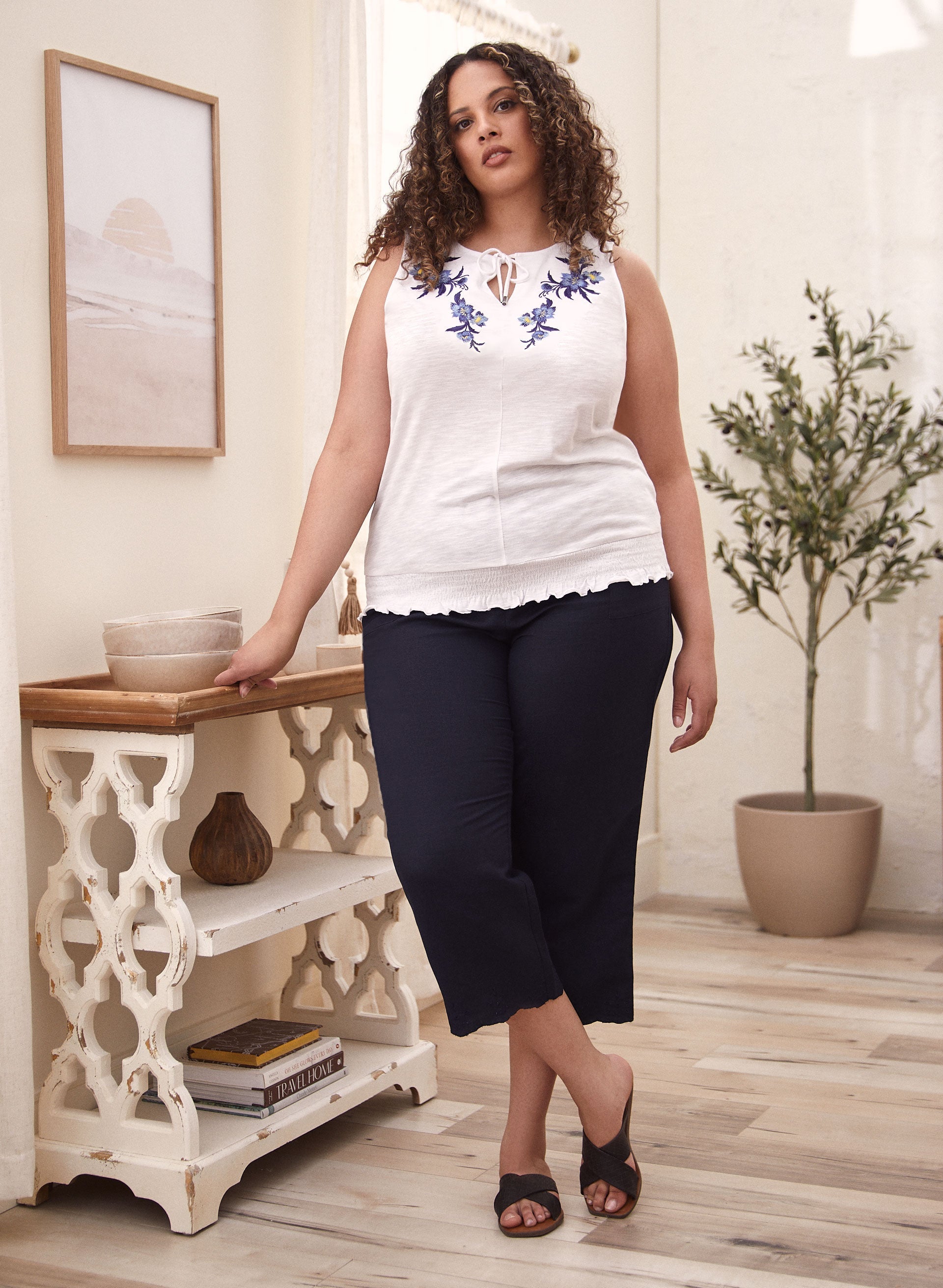 Stylish Eyelet Trim Linen Blend Pants for Women - Breathable Summer Casual Trousers for Beach, Vacation & Everyday Wear