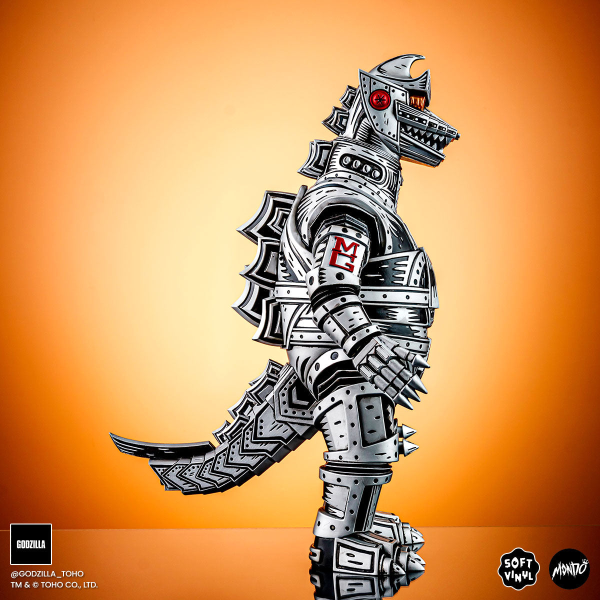 Mechagodzilla Vinyl Designer Figure by Attack Peter - Silver Variant Limited Edition Collectible Toy for Anime & Kaiju Fans - Perfect for Display, Gifts, and Action Figure Collections