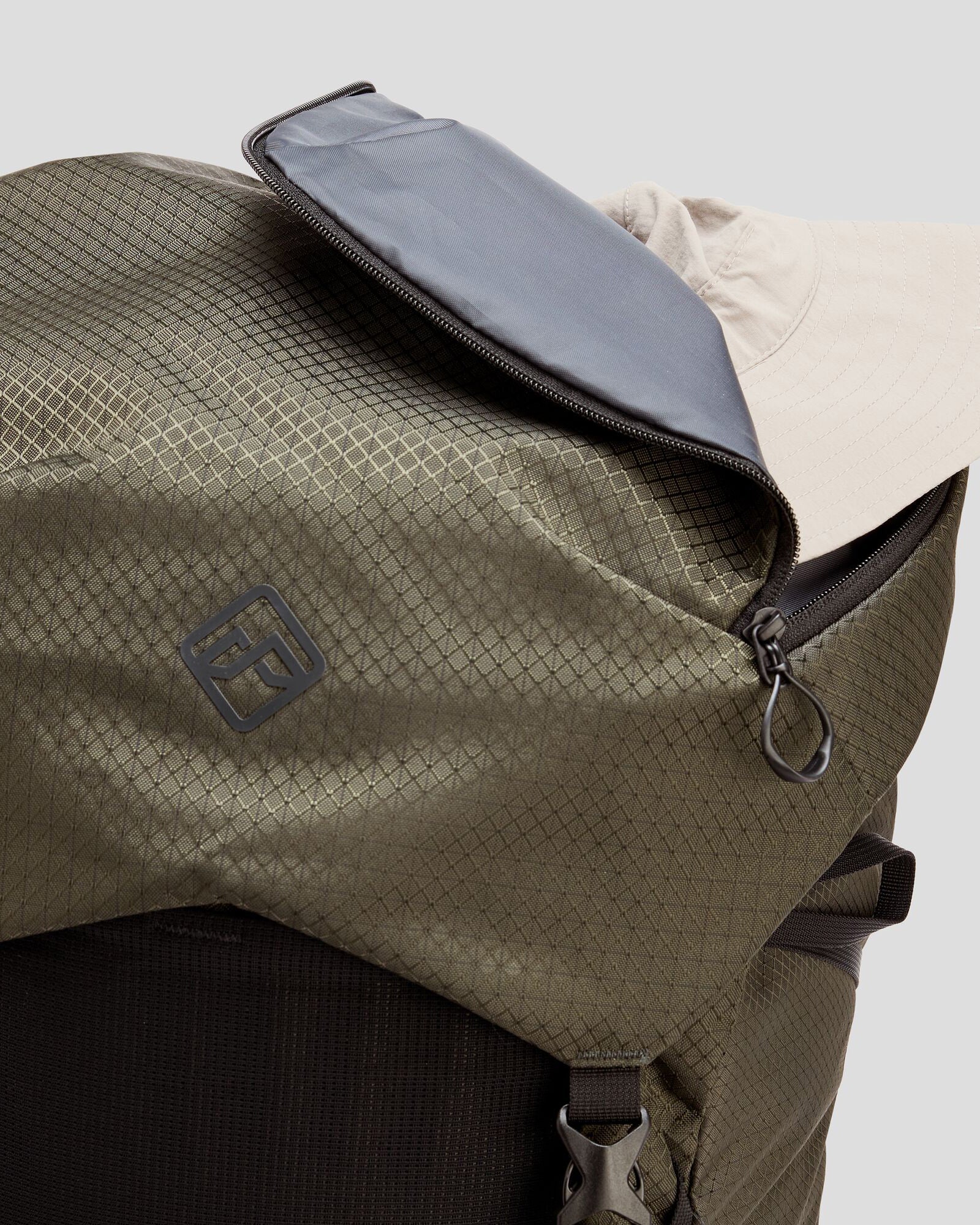 Valorous Pack 58L Dark Moss - Lightweight Hiking Backpack for Outdoor Camping & Travel Adventures