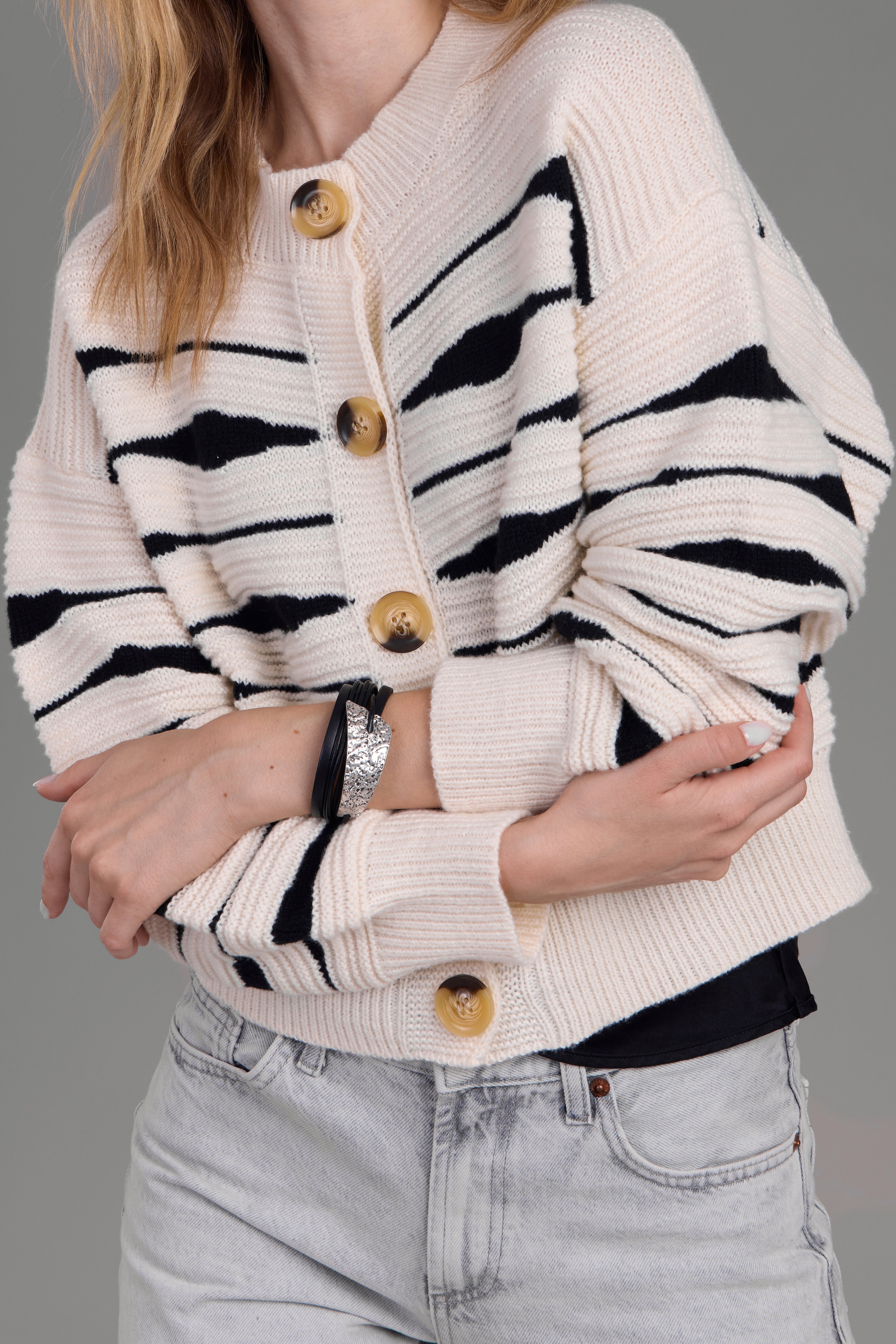 Stylish Zebra Print Buttoned Knit Cardigan for Women - Cozy Fall & Winter Layering Essential