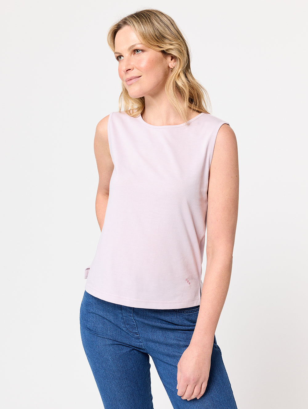 Kinnersy Women's Short Tank Top - Breathable & Comfortable for Yoga, Gym, and Summer Outfits