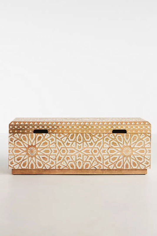 Handcrafted Wooden Albaron Blanket Chest with Intricate Carvings - Stylish Home Storage Organizer for Bedroom, Living Room & Nursery