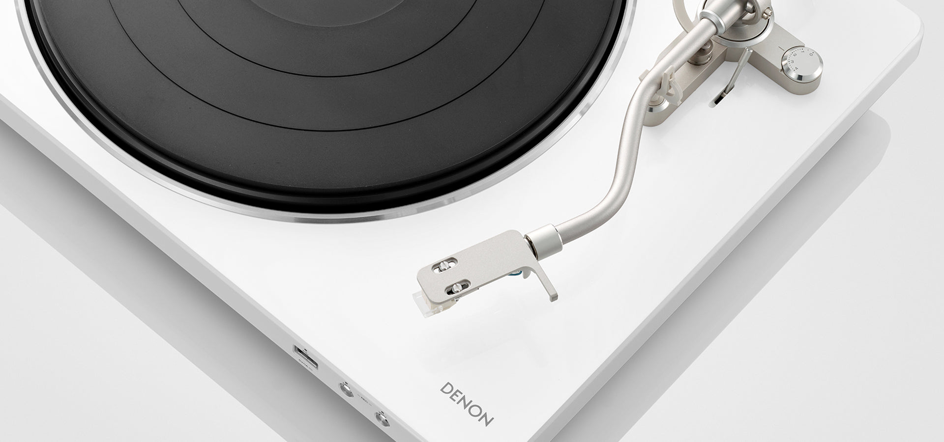 Denon DP-450USB Hi-Fi USB Turntable with Built-in Phono Preamp | Vinyl Record Player for Home Audio & Digitizing LPs - Perfect for Audiophiles & Music Enthusiasts