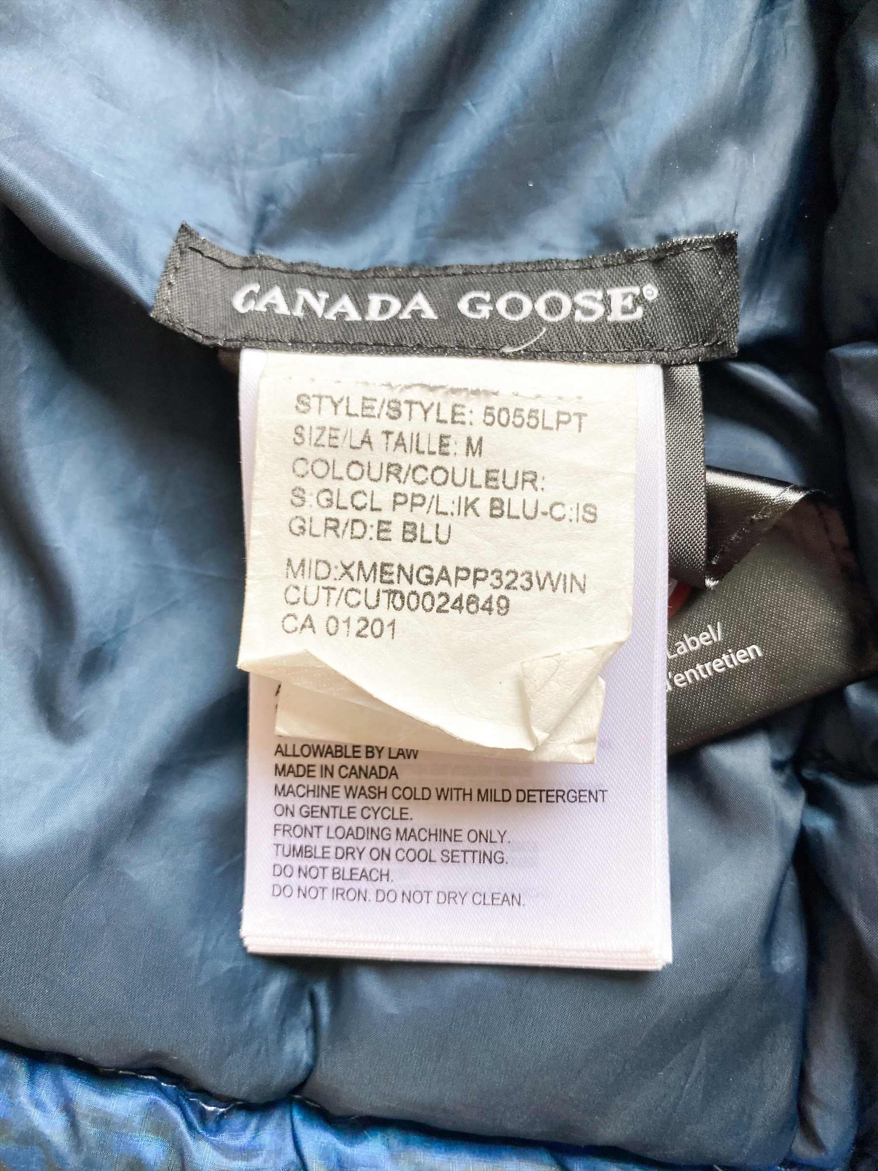 Canada Goose Blue Glacier Camp Hooded Women's Jacket - Waterproof Winter Coat for Outdoor Activities & Urban Fashion