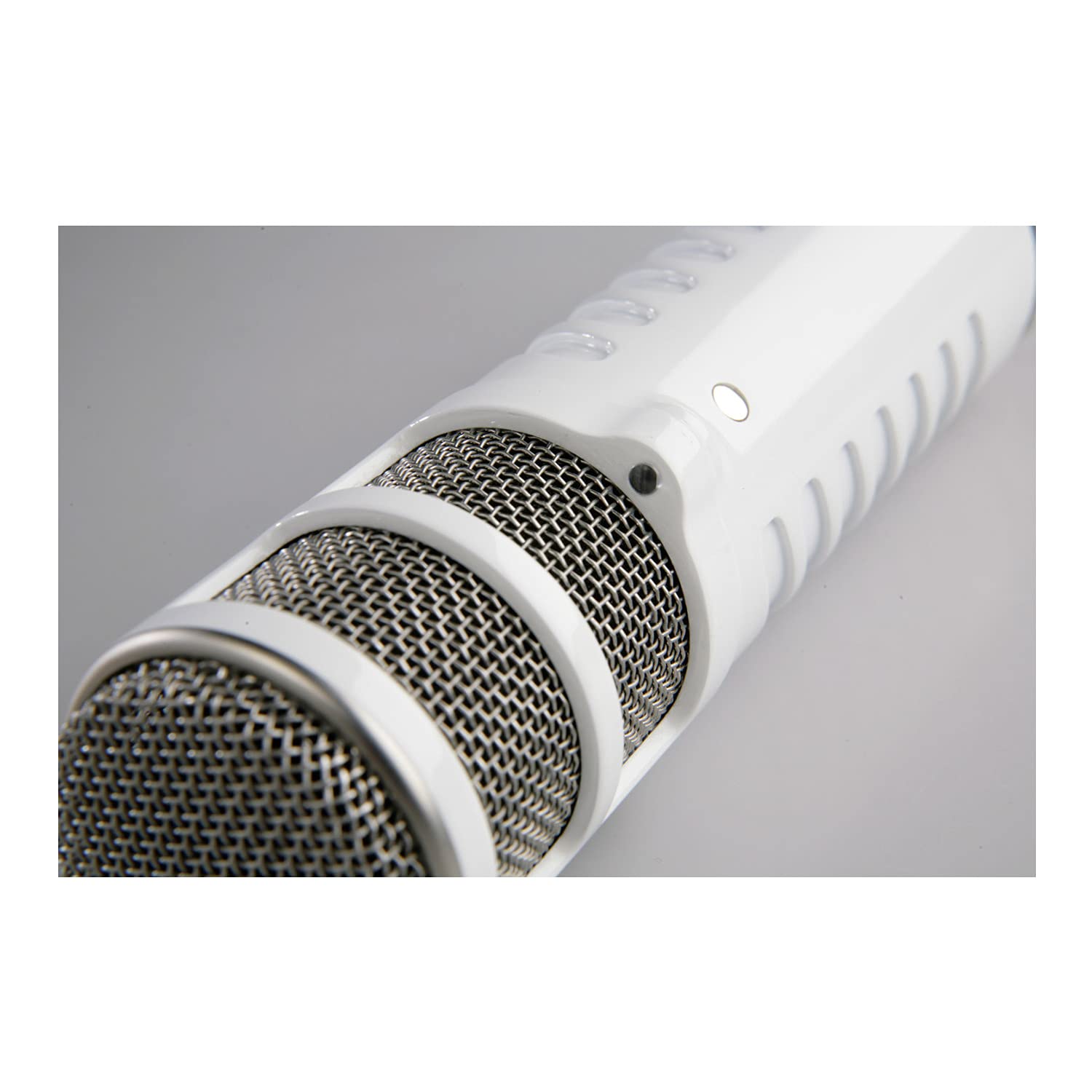 Rode Podcaster USB Dynamic Microphone - Professional Studio Recording for Podcasting, Streaming & Voiceovers (White) | Perfect for Home Studios, Gaming & YouTube Content Creation