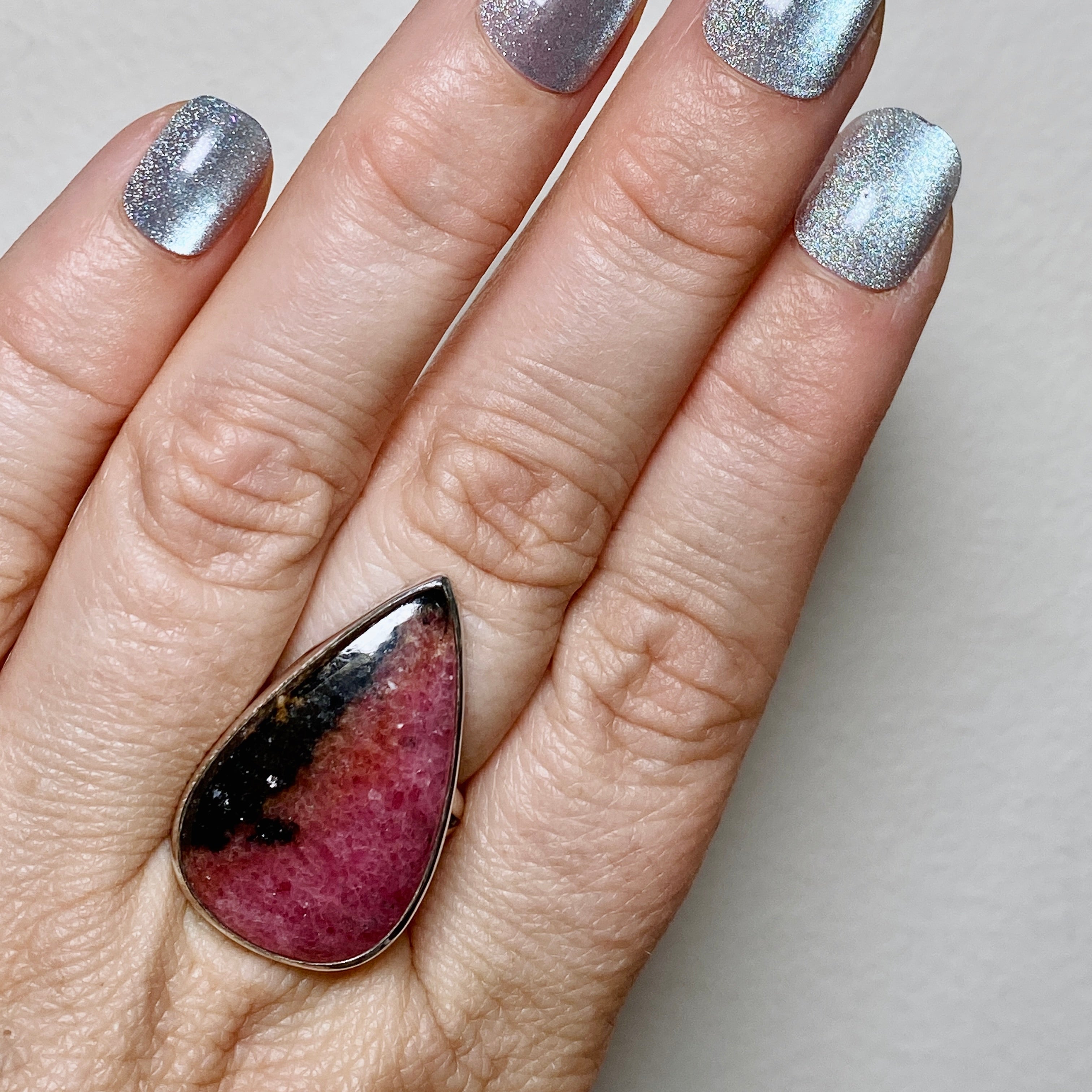 Rhodonite Teardrop Cabochon Ring - Size 8 - KRGJ1496 - Perfect for Healing Jewelry & Boho Fashion Accessories