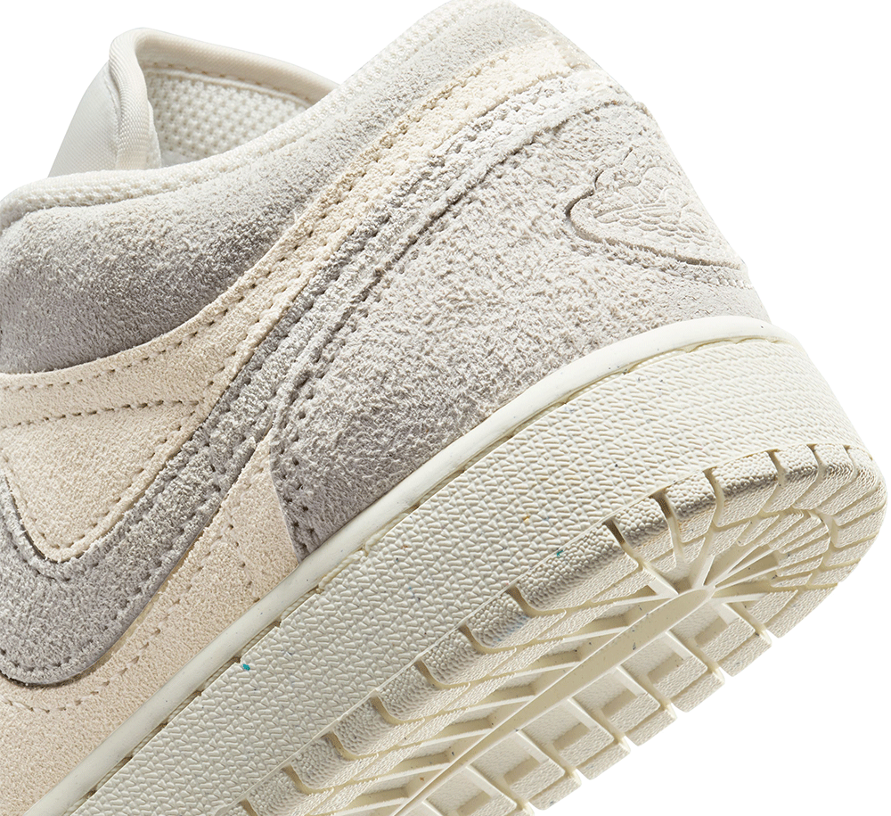 AIR JORDAN 1 LOW SE CRAFT (GS) - Stylish Basketball Sneakers for Women & Girls - Perfect for Sports, Casual Wear & Street Fashion