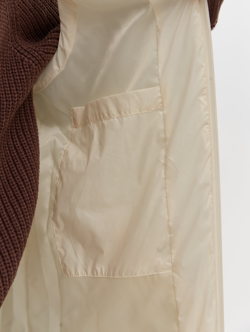 Illy Women's Longline Chevron Puffer Vest - Lightweight Quilted Down Alternative Jacket for Outdoor Hiking, Camping & Winter Fashion