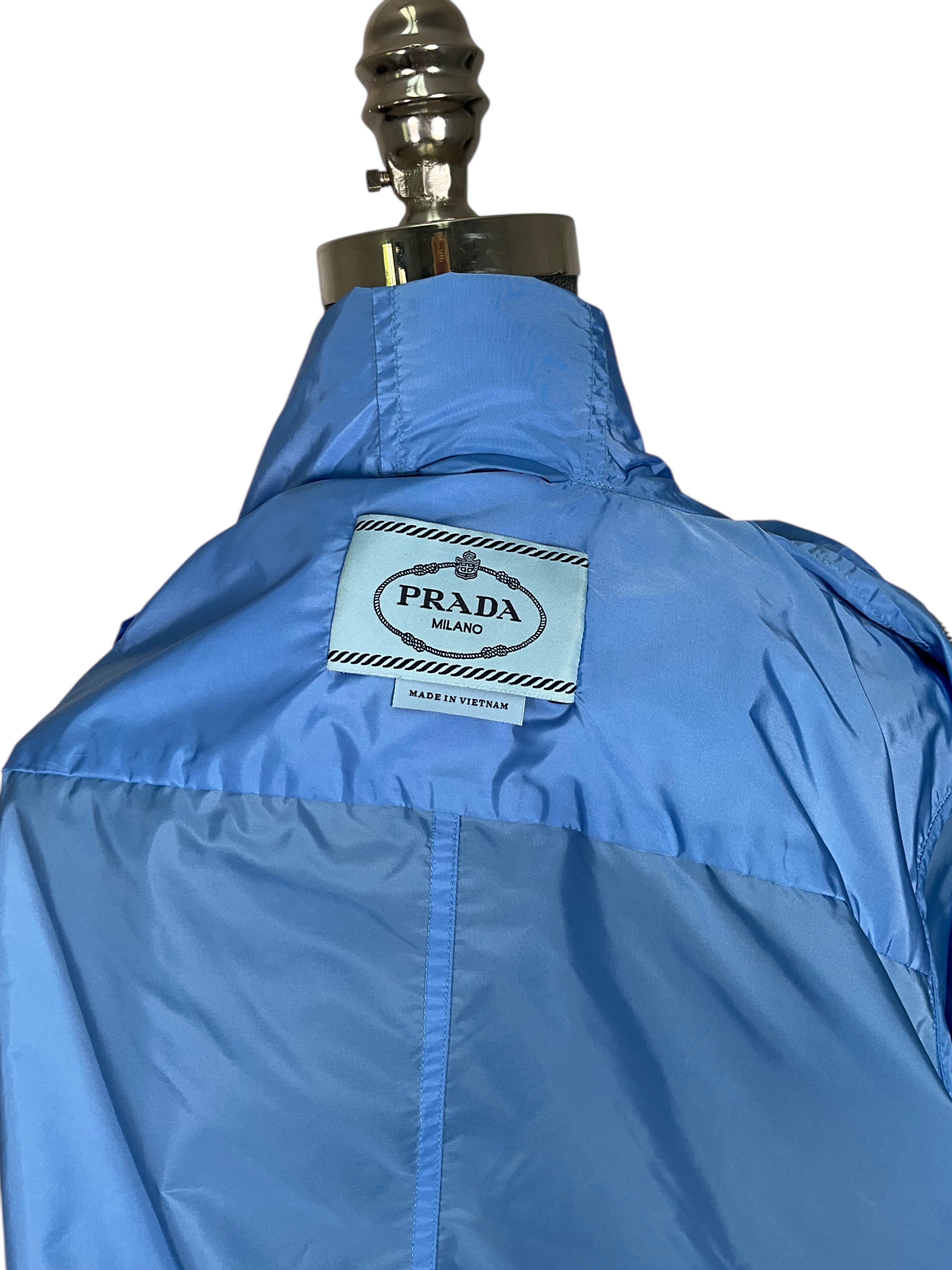 PRADA Nylon Triangle Logo Hooded Windbreaker Jacket for Men - Size 42 US (Medium) - Lightweight Waterproof Windbreaker for Outdoor Activities & Streetwear Fashion