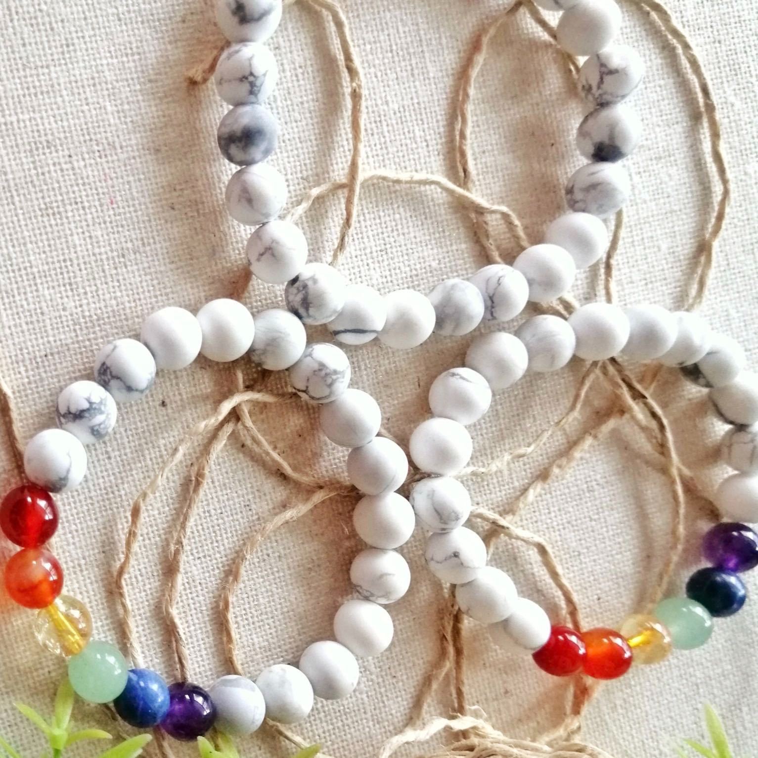 Healing Crystal Mala Bracelet with Rainbow White Howlite, Carnelian, Citrine, Green Aventurine, Lapis Lazuli & Amethyst - Meditation, Yoga & Spiritual Chakra Balancing Jewelry