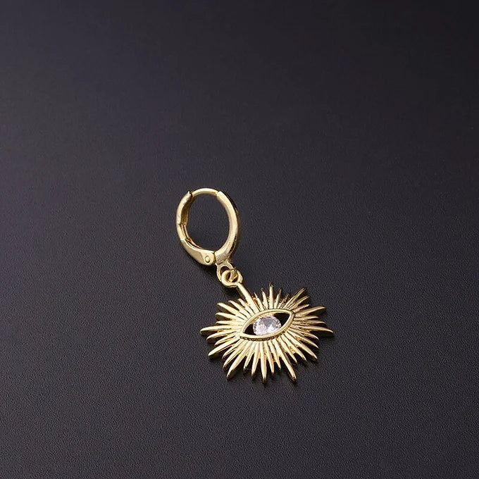 18K Gold Dream Catcher Cartilage Hoop Earrings for Women | Dainty Boho Jewelry | Perfect for Pierced Ears & Everyday Wear | HSPJ336