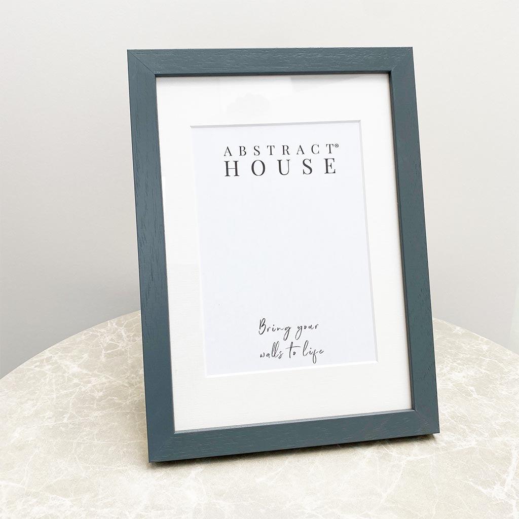 21x30cm Freestanding Grey Wooden Picture Frame - Perfect for Home Decor, Office Display, and Photo Gifts