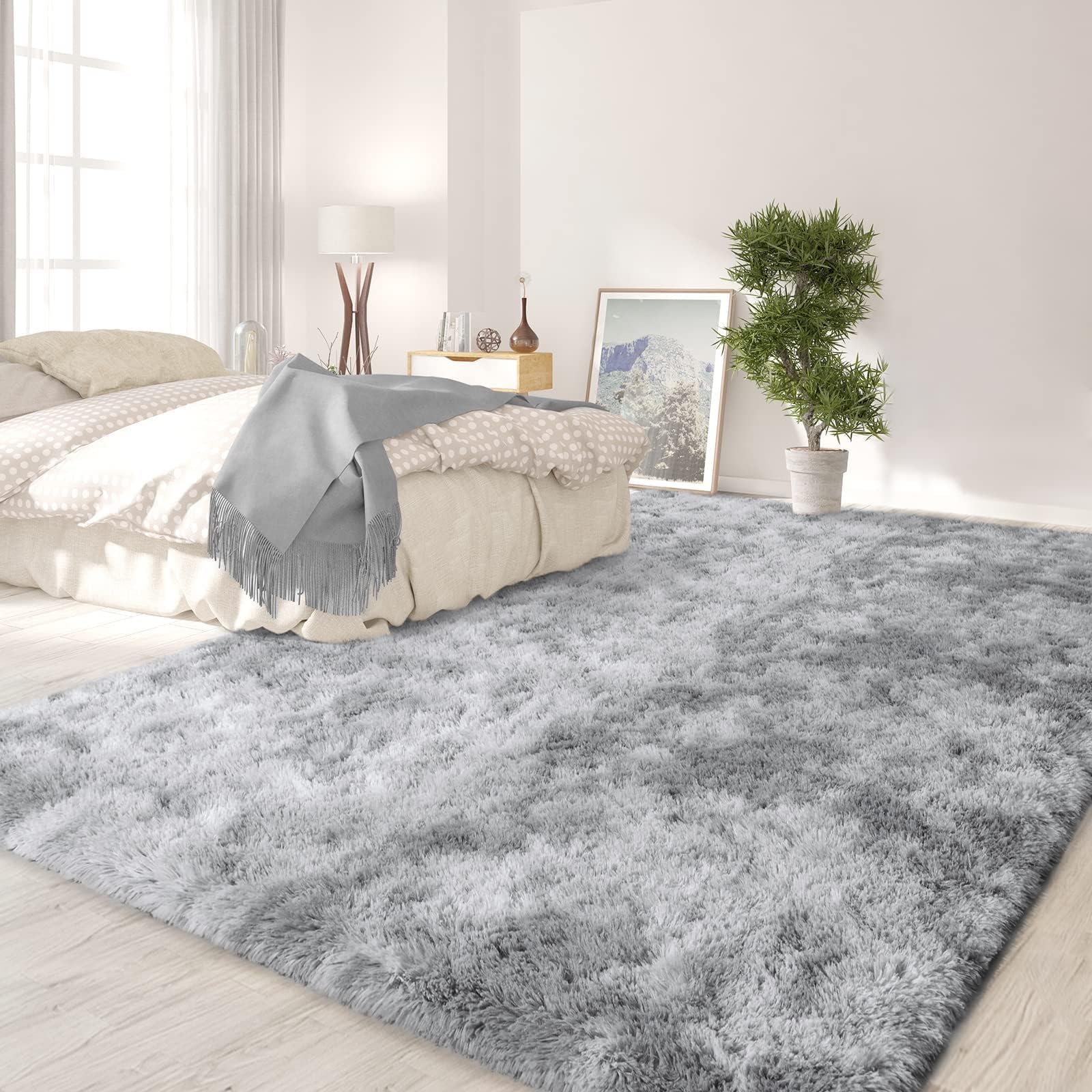 Soft and Fluffy Shaggy Rug for Living Room and Bedroom - Modern Grey White Faux Fur Carpet 47x63 Inch - Cozy Home Decor for Lounge, Nursery, and Dorm Room